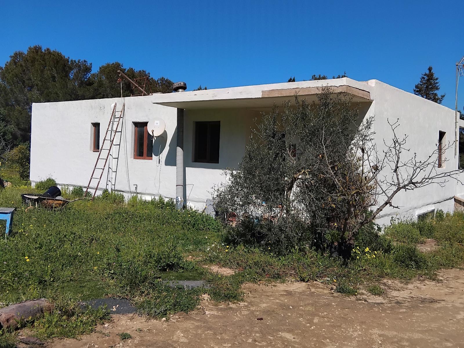 TERRENO RÚSTICO CON VIVIENDA SIN FINALIZAR - SANT JOSEP DE SA TALAIA (ILLES BALEARS) - 2