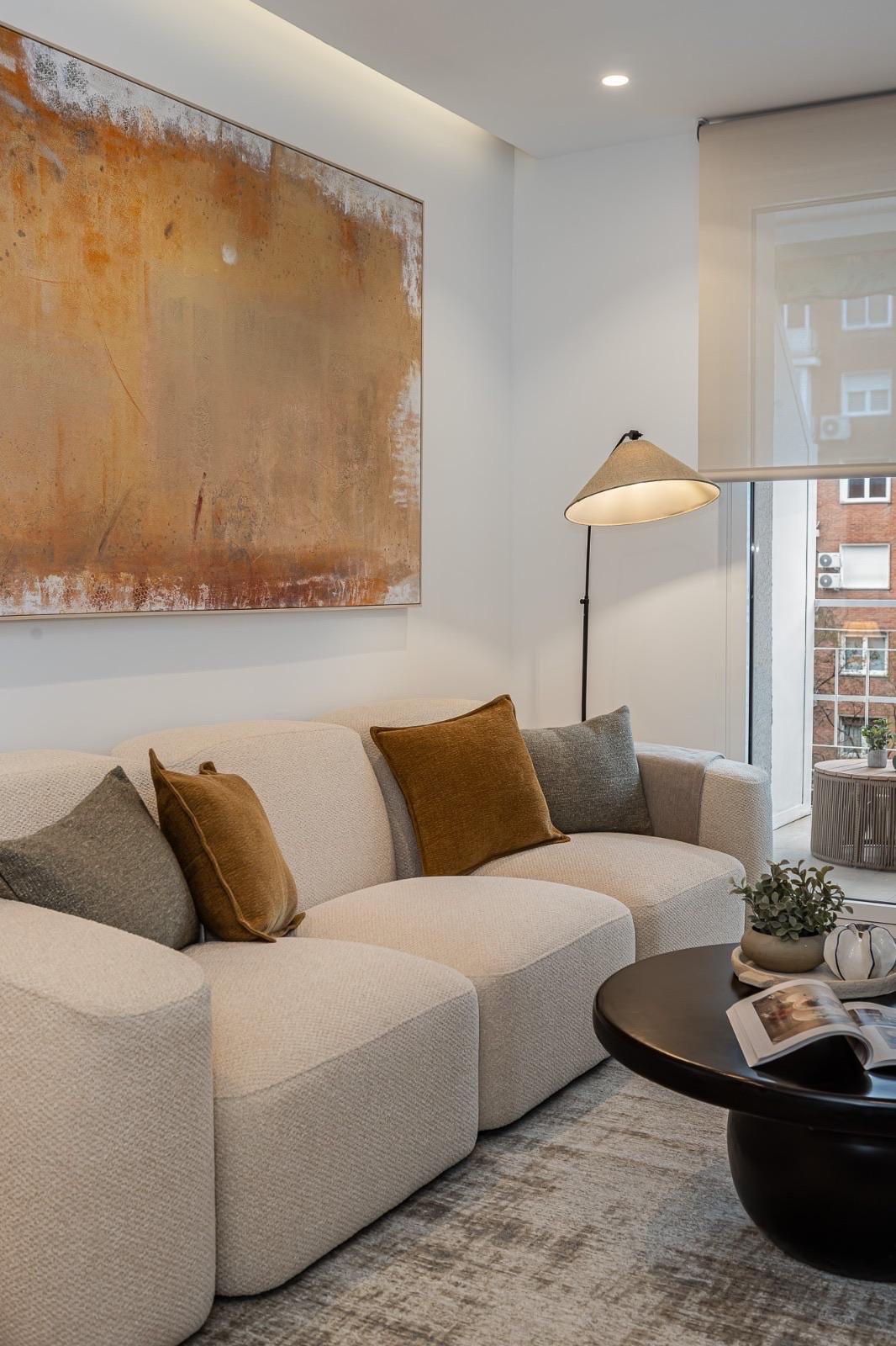 Piso en Venta en Av. de Bruselas - 3