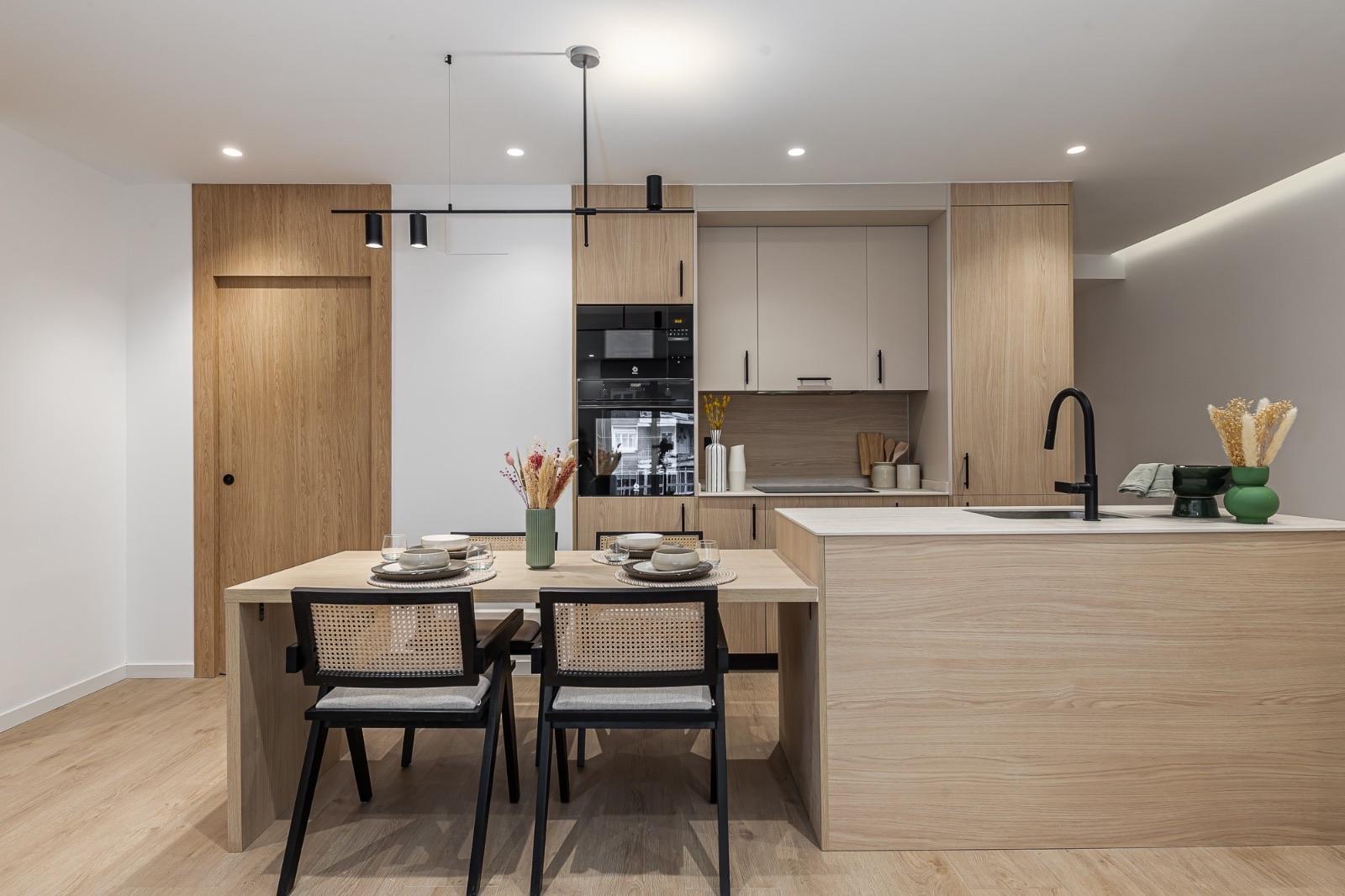 Piso en Venta en Av. de Bruselas - 10