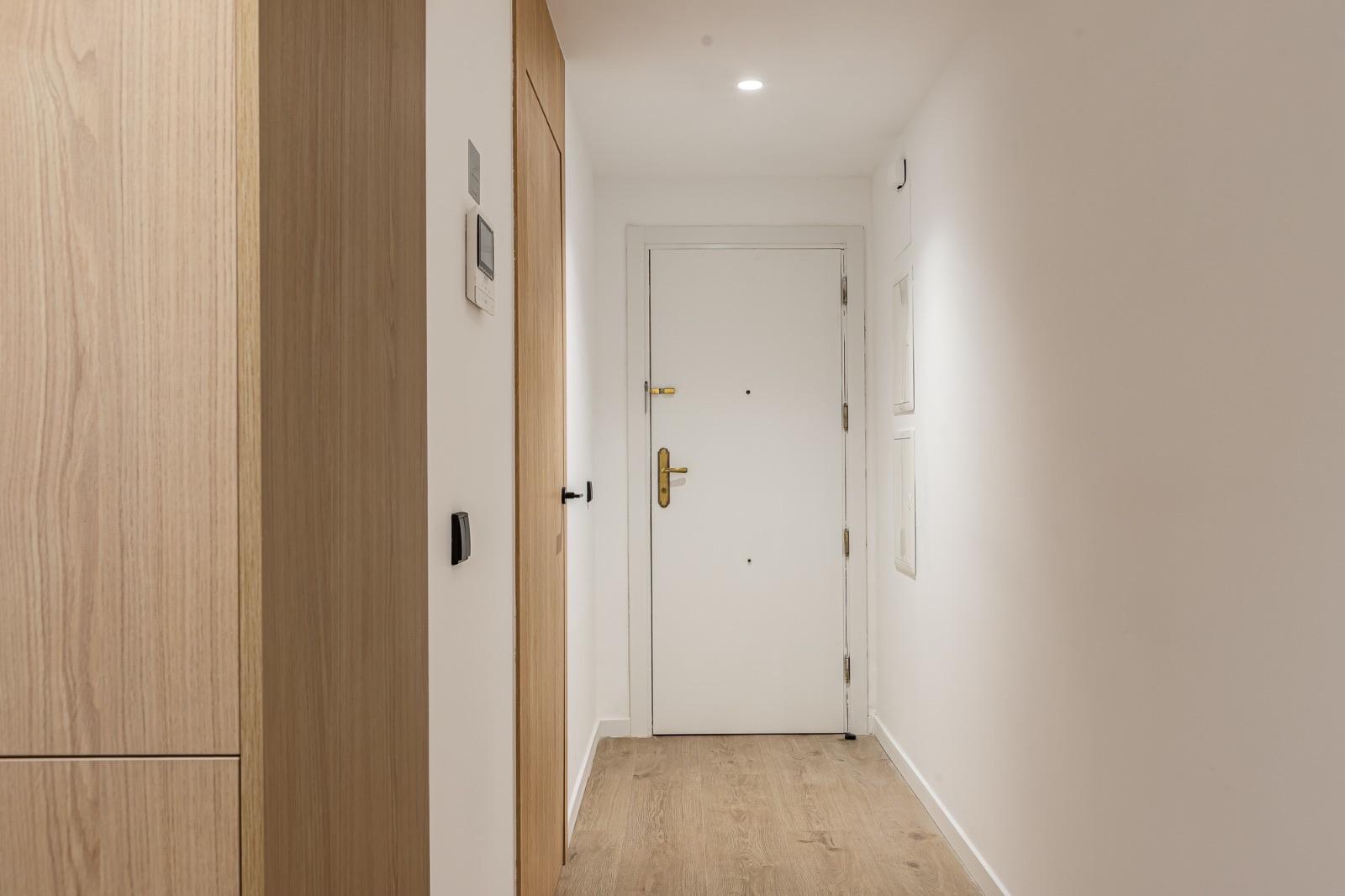 Piso en Venta en Av. de Bruselas - 27