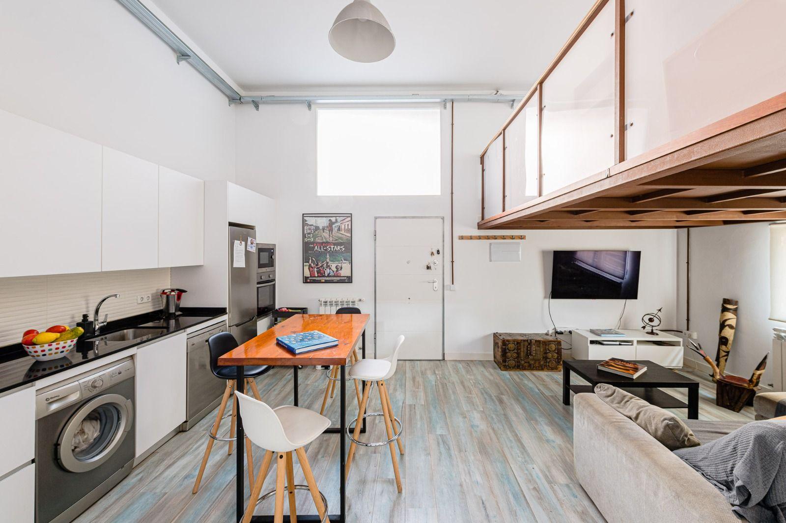 Loft en Venta en C. Carril del Conde - 3