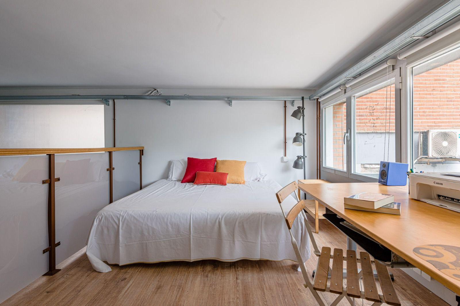 Loft en Venta en C. Carril del Conde - 12