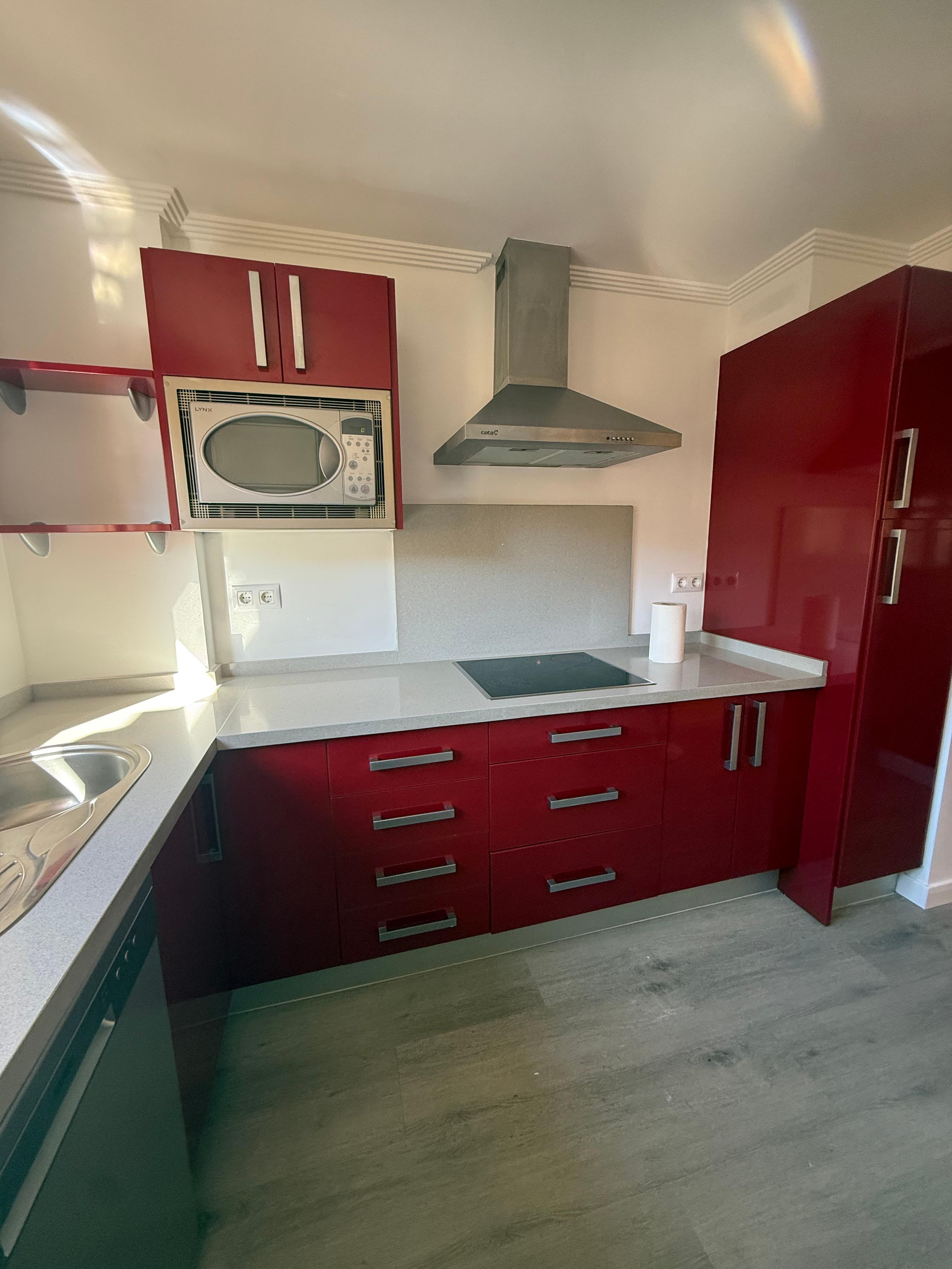 Piso en Alquiler en Pl. Sta. María - 7