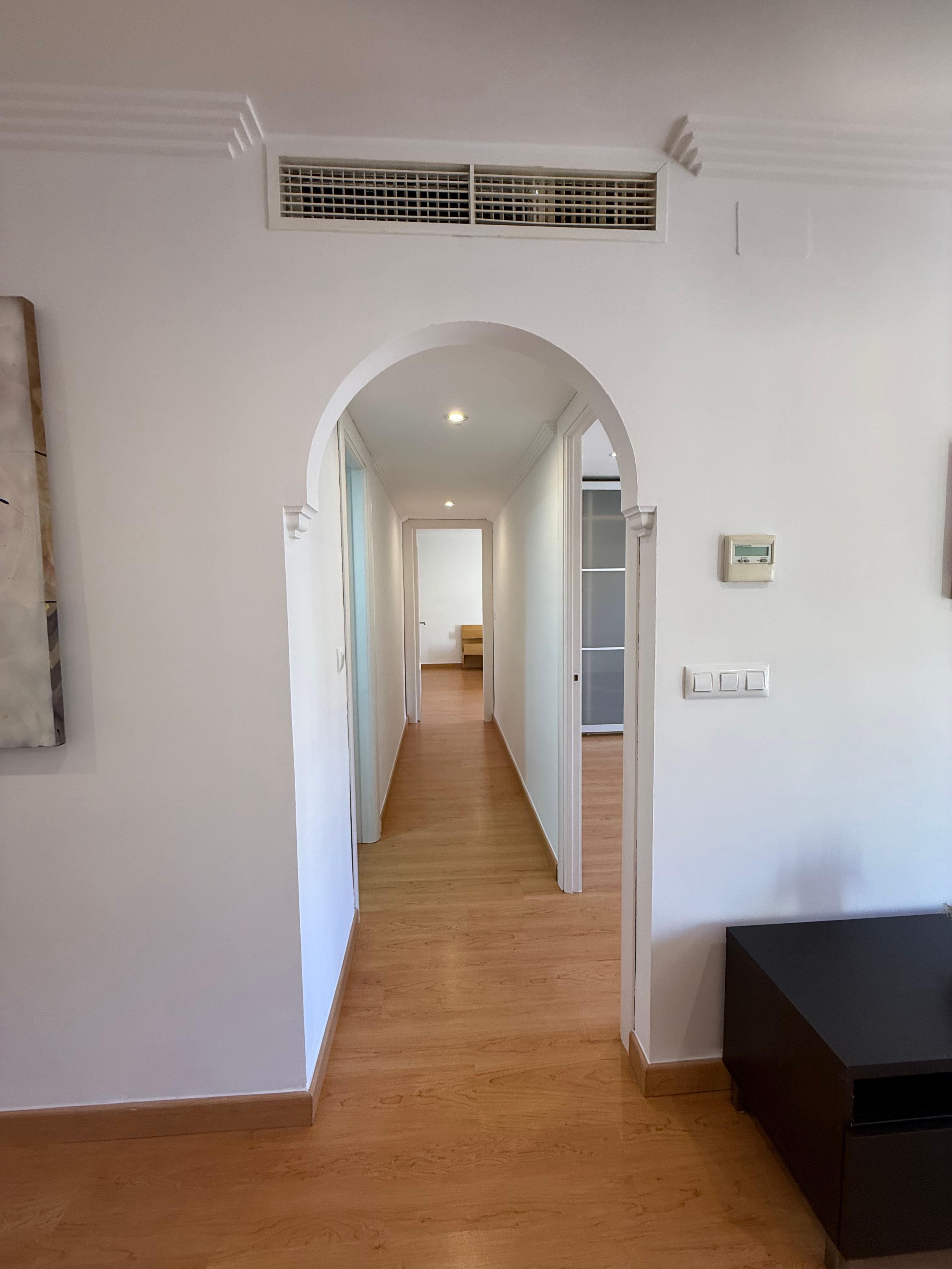 Piso en Alquiler en Pl. Sta. María - 20