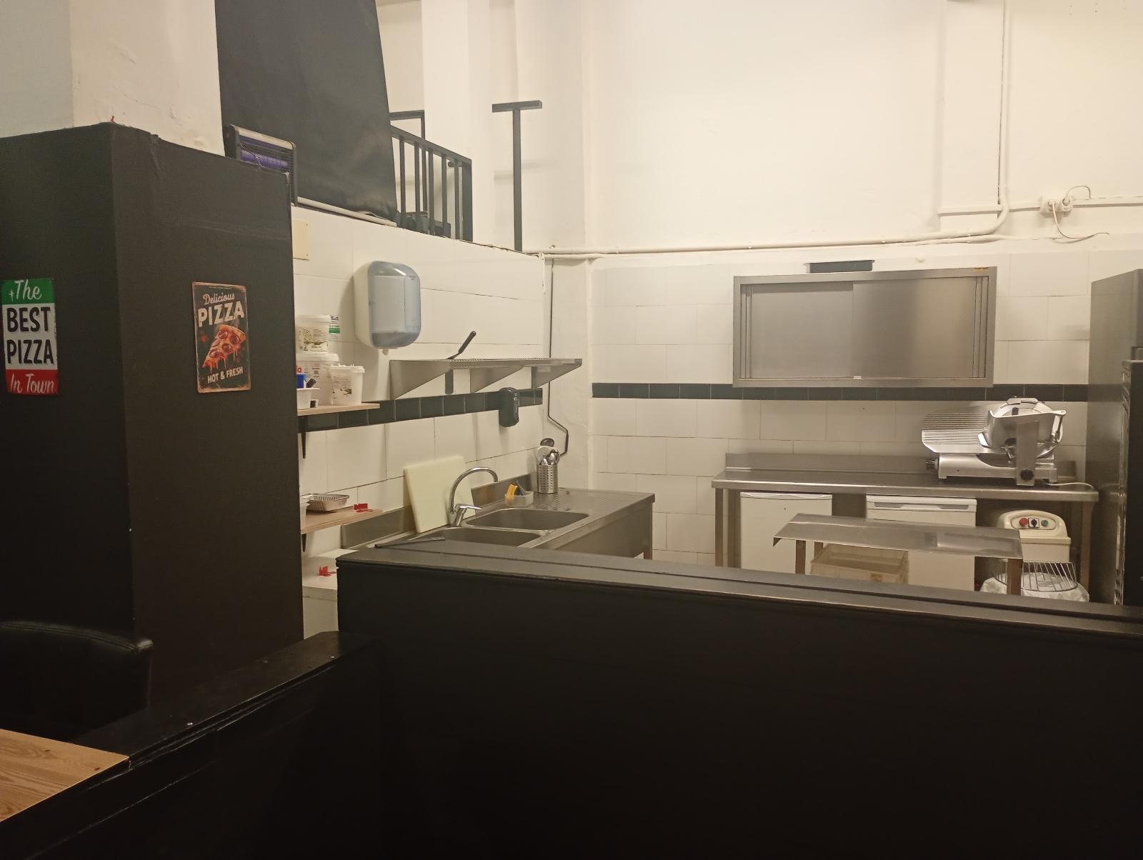 Local en Venta en Av. de los Condes de Soto Ameno - 6