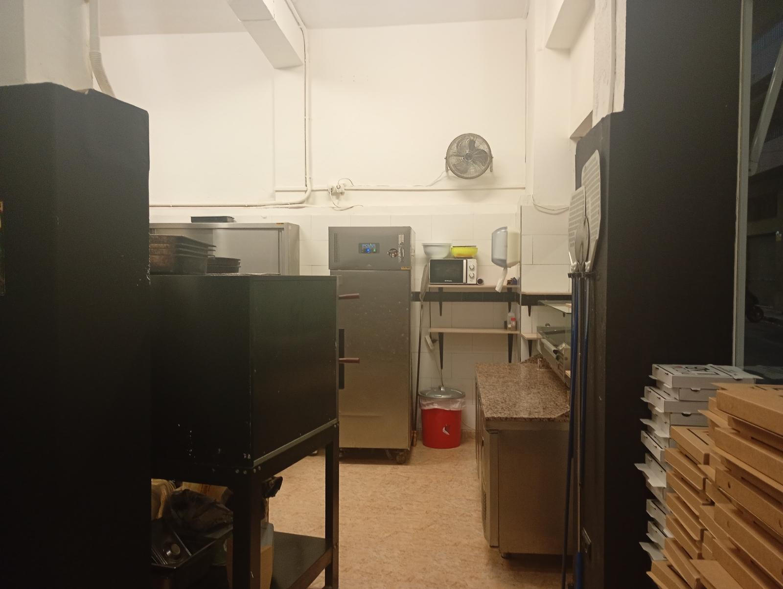 Local en Venta en Av. de los Condes de Soto Ameno - 4