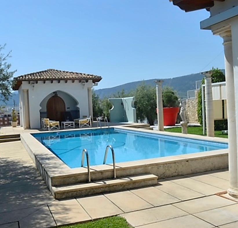 Casa Rústica en Venta en Carrer Isabel la Católica - 1