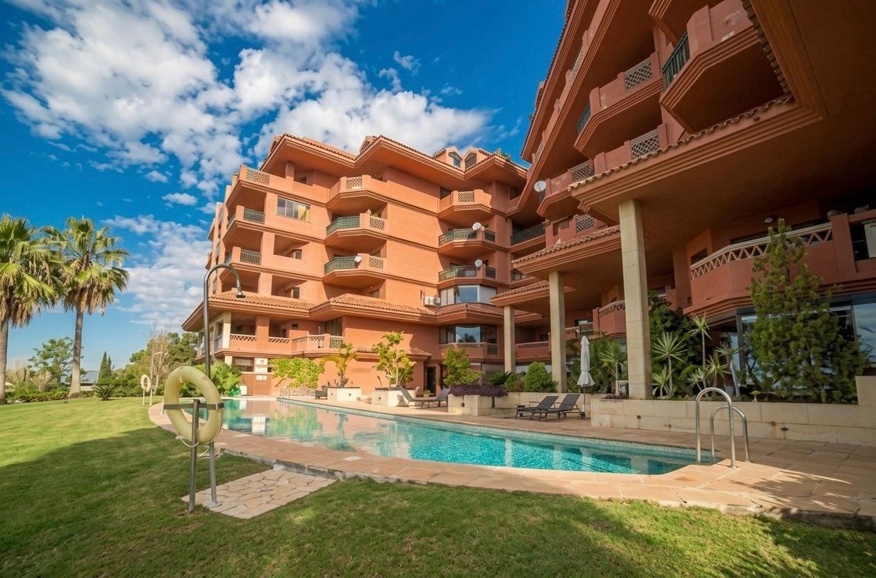 Garaje en Venta en Av. Retamar, Benalmádena - 4