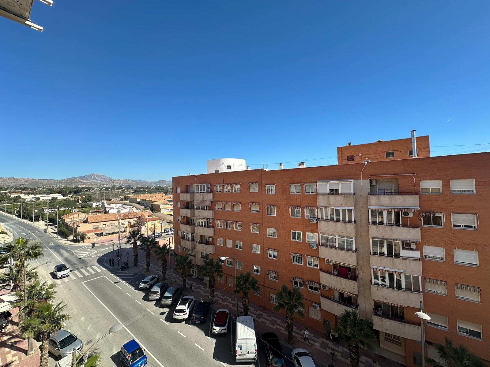 Piso en Venta en Av. Ancha de Castelar - 28