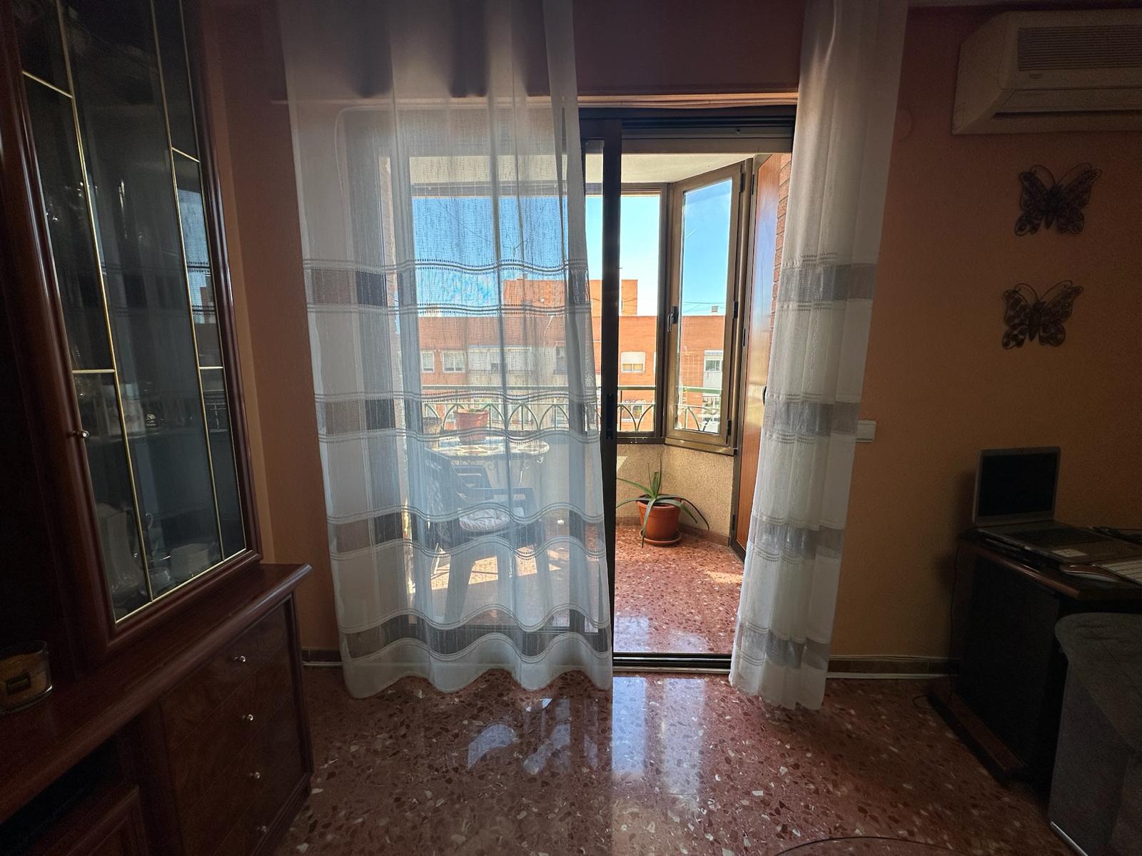 Piso en Venta en Av. Ancha de Castelar - 7