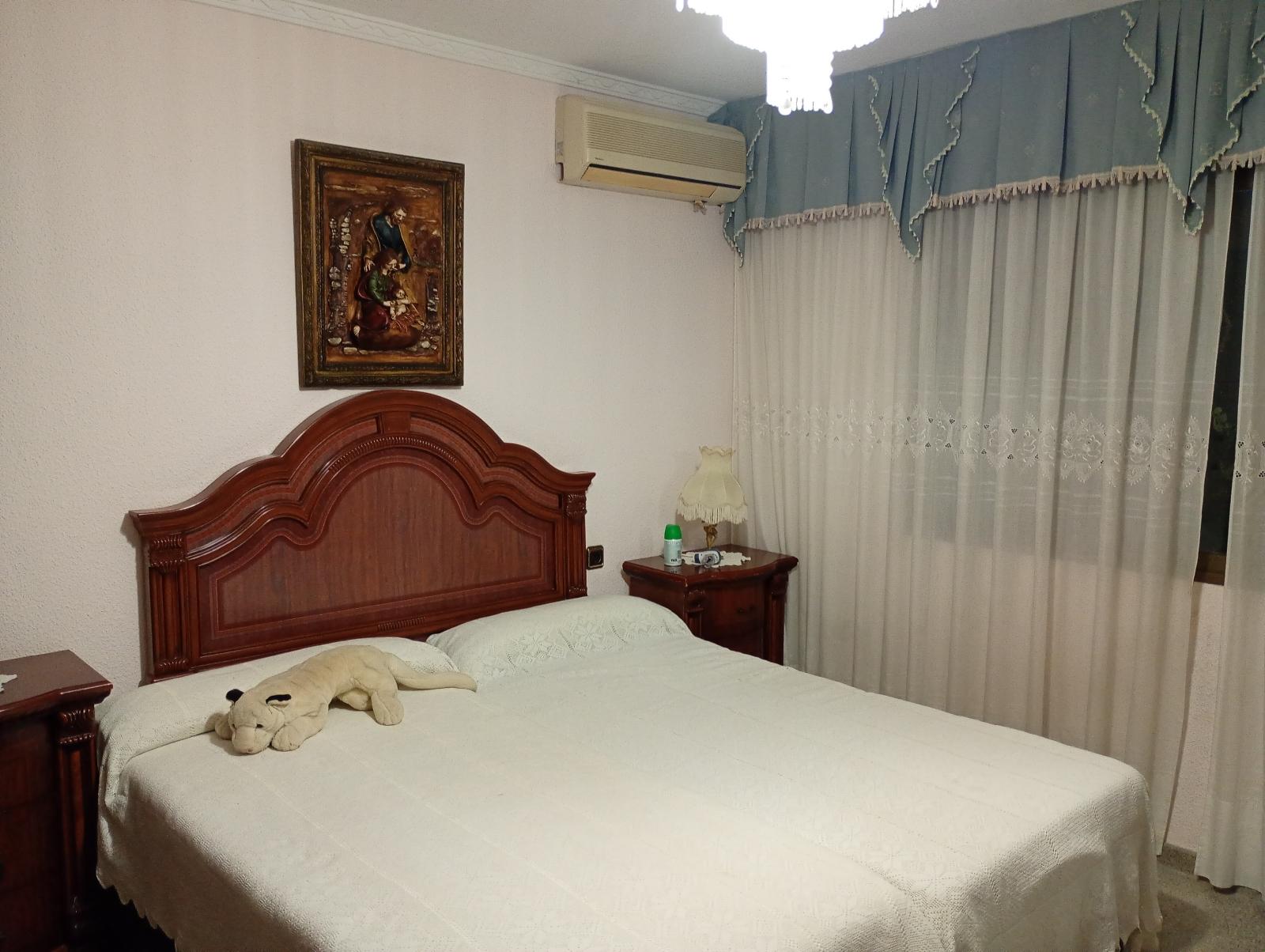 Casa Adosada en Venta en C. de Tuberia - 7