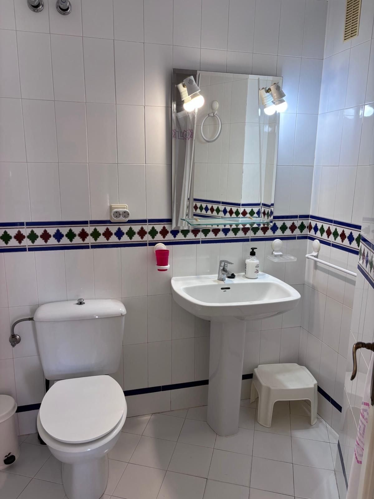 Piso en Venta en Urb. Costa del Oro - 8