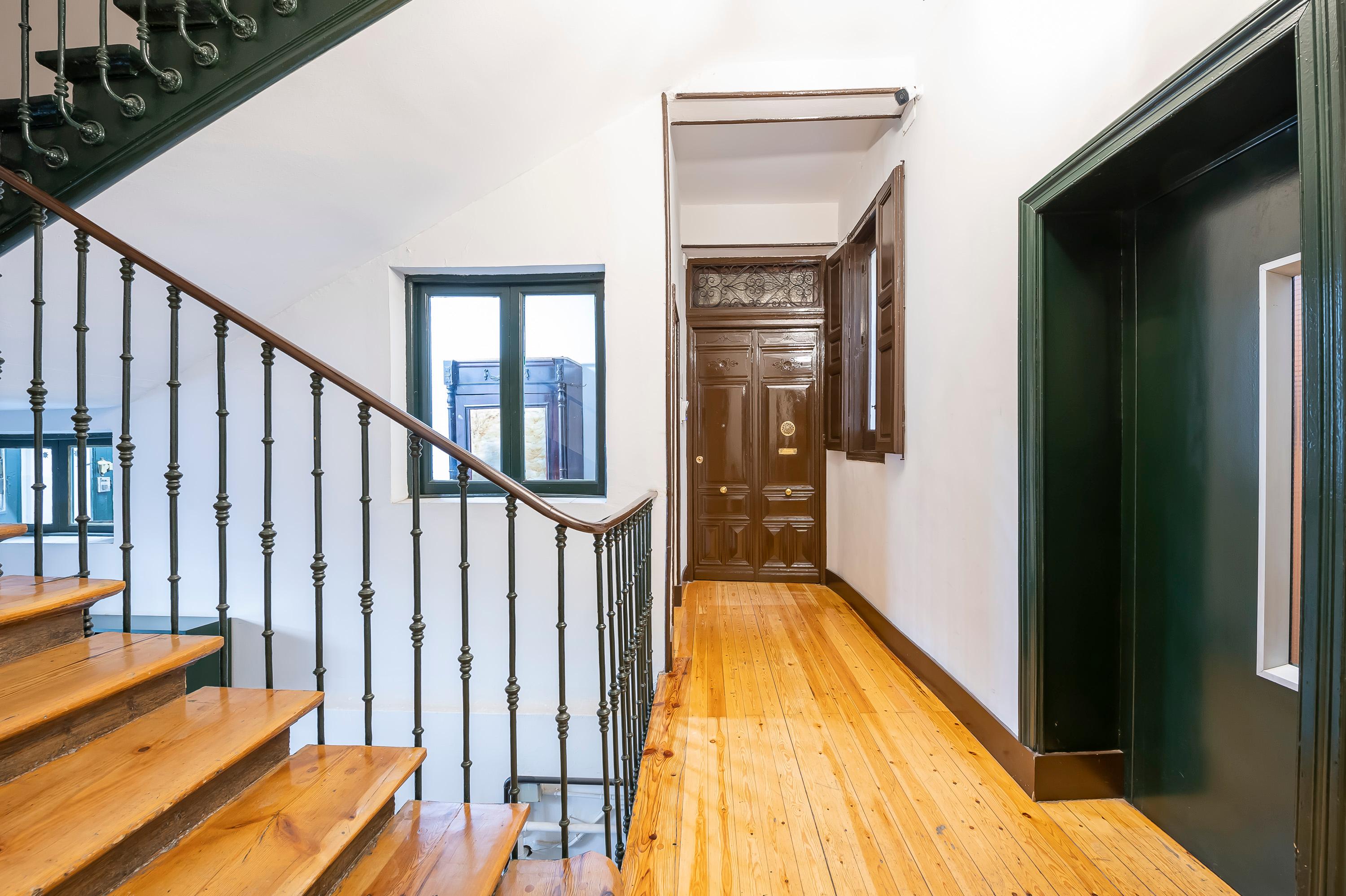 Oficina en Alquiler en C. de Almagro - 23