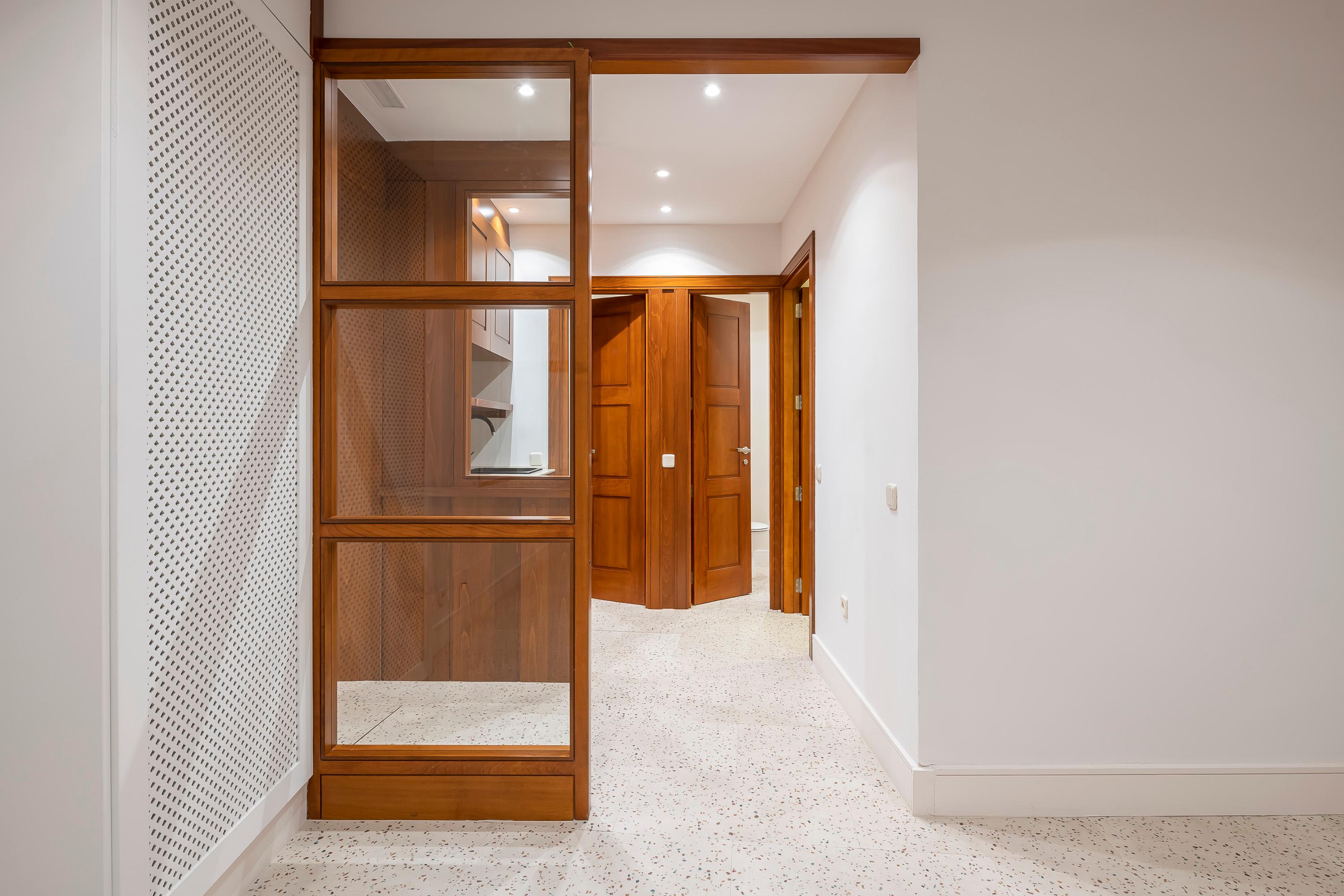 Oficina en Alquiler en C. de Almagro - 28