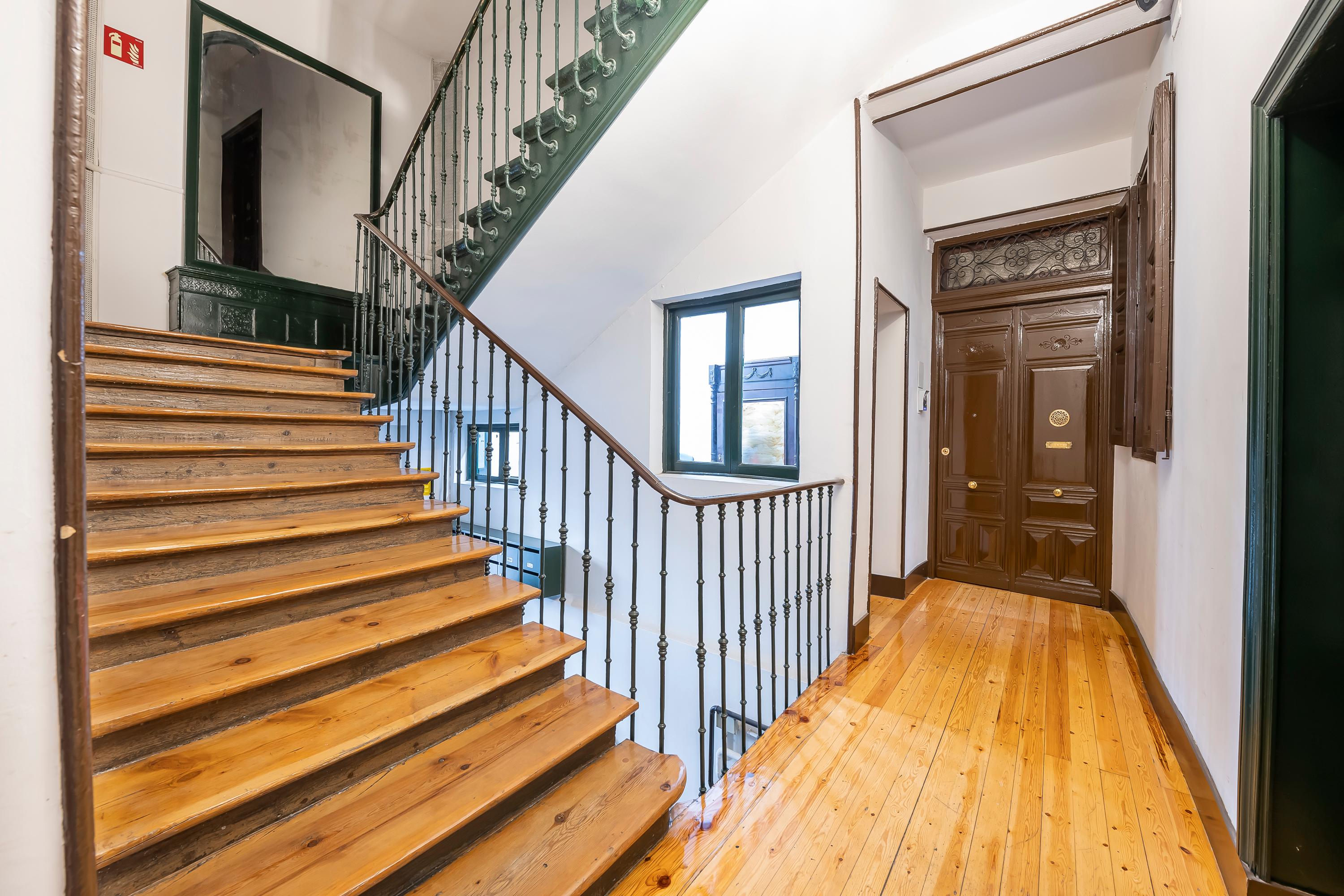 Oficina en Alquiler en C. de Almagro - 36