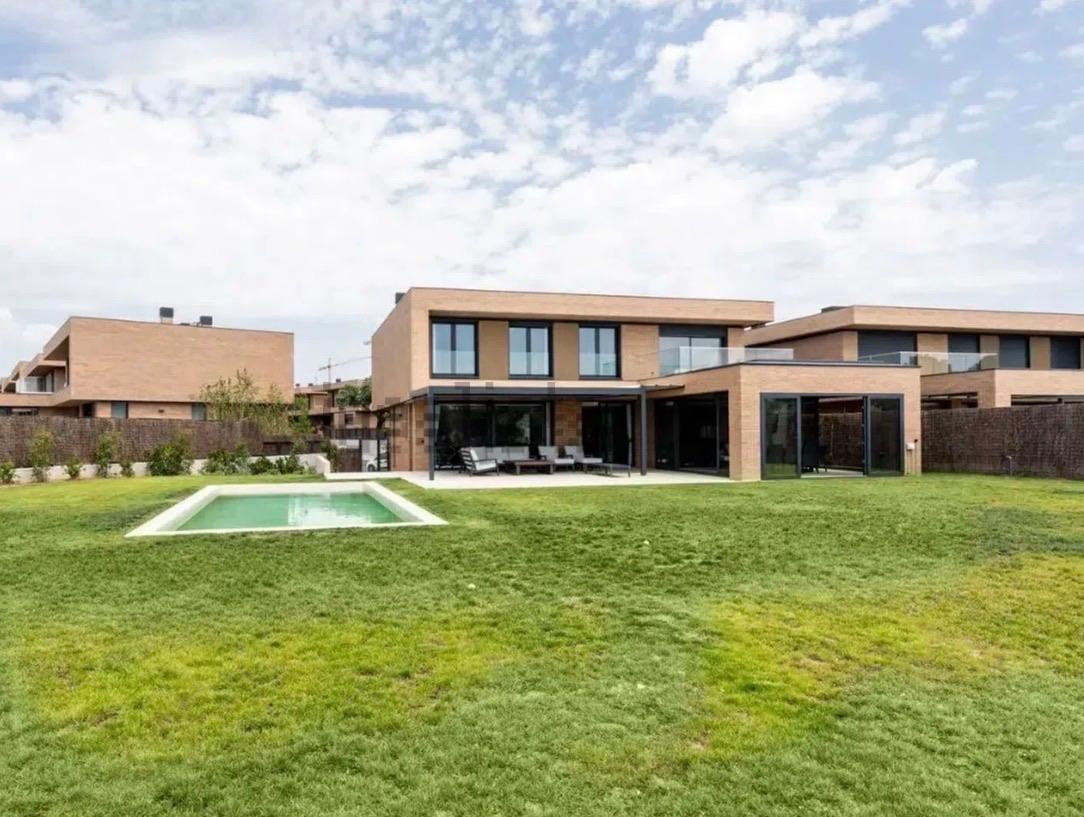 Casa en Venta en Av. Lazarejo - 1