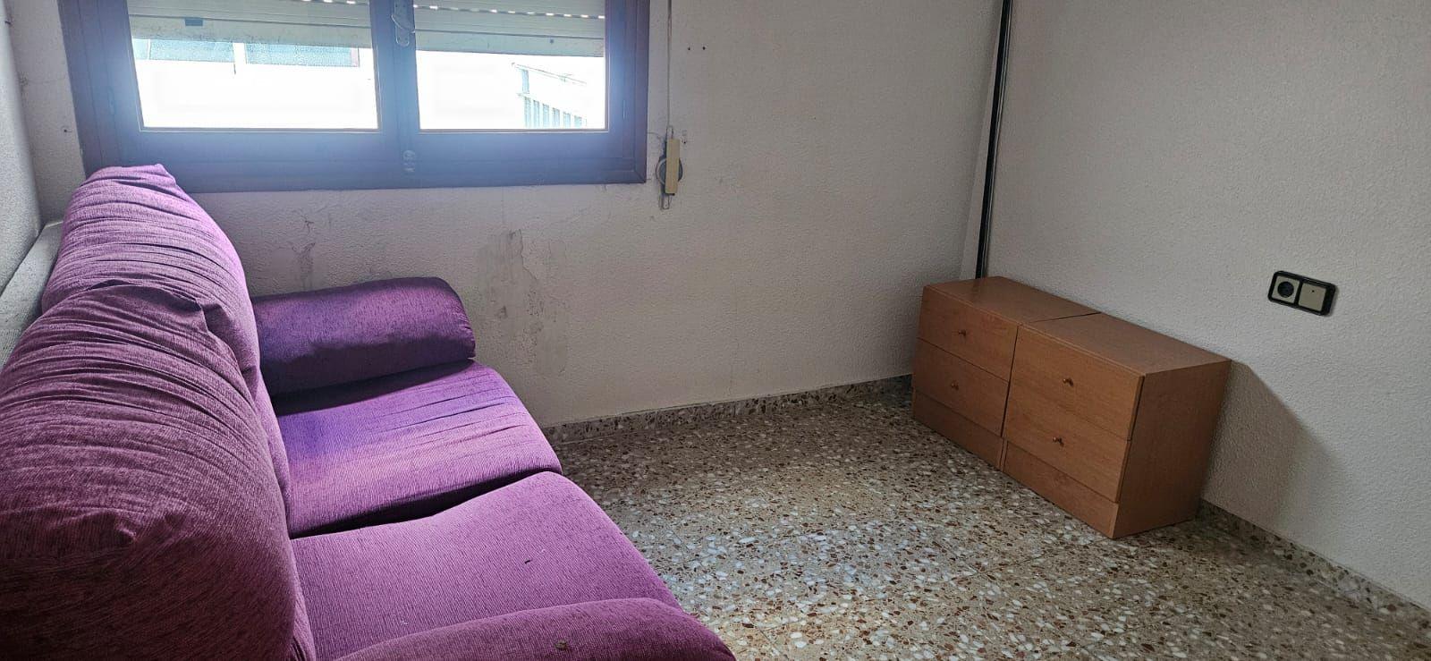 Piso en Venta en Calle Sto Domingo de Guzmán - 3