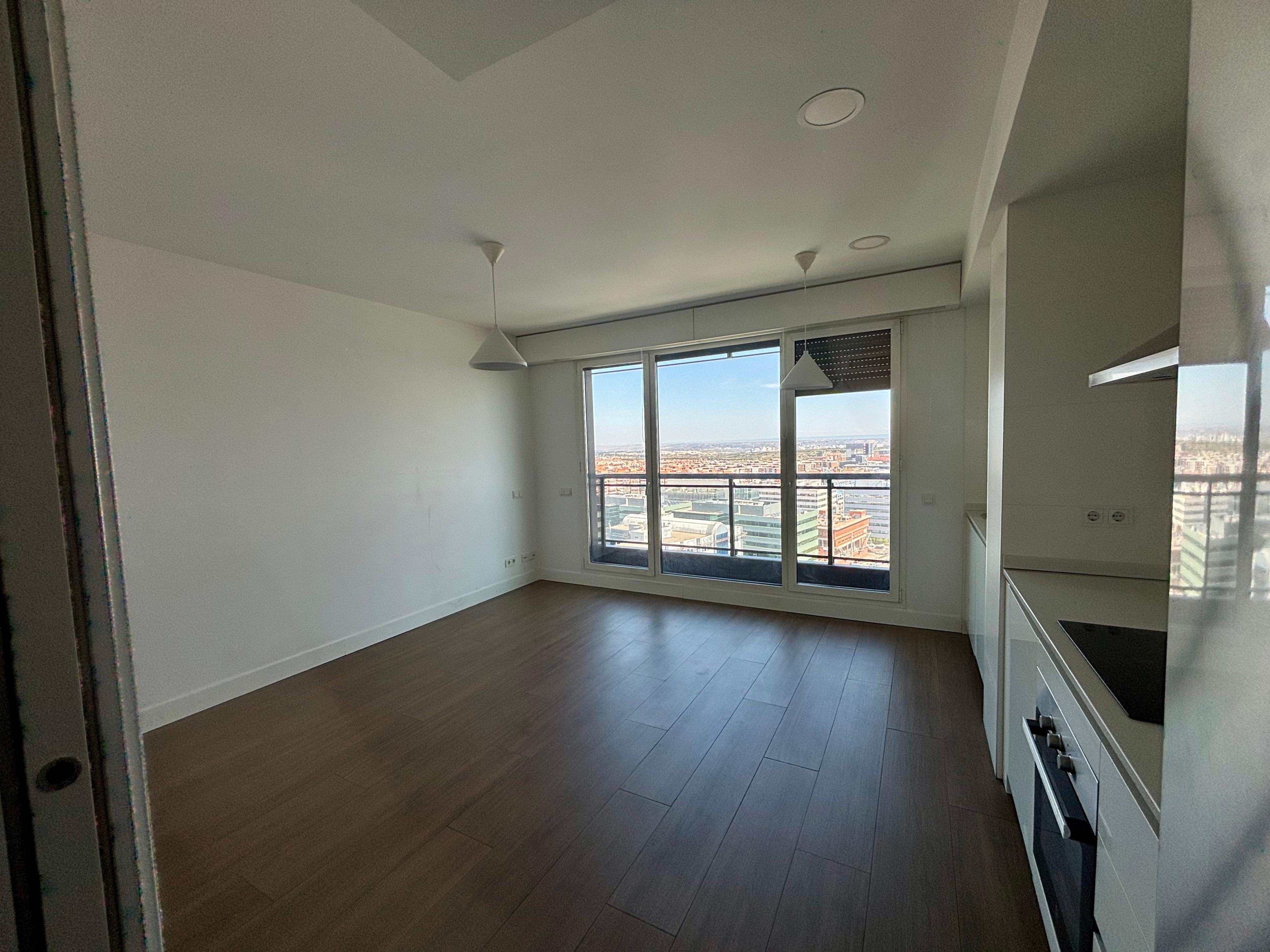 Piso en Venta - C. de Dulce Chacón - 12