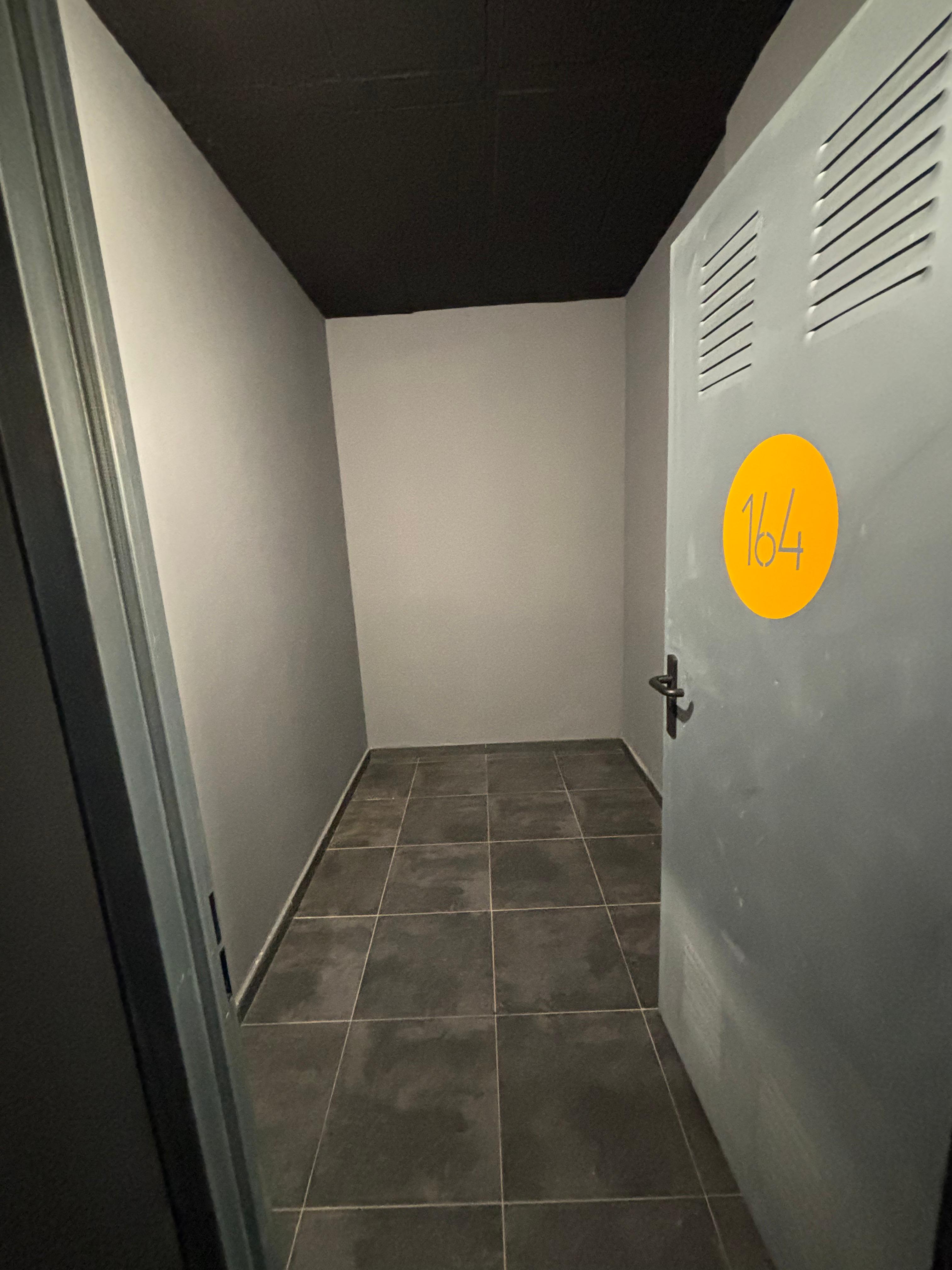 Piso en Venta - C. de Dulce Chacón - 21