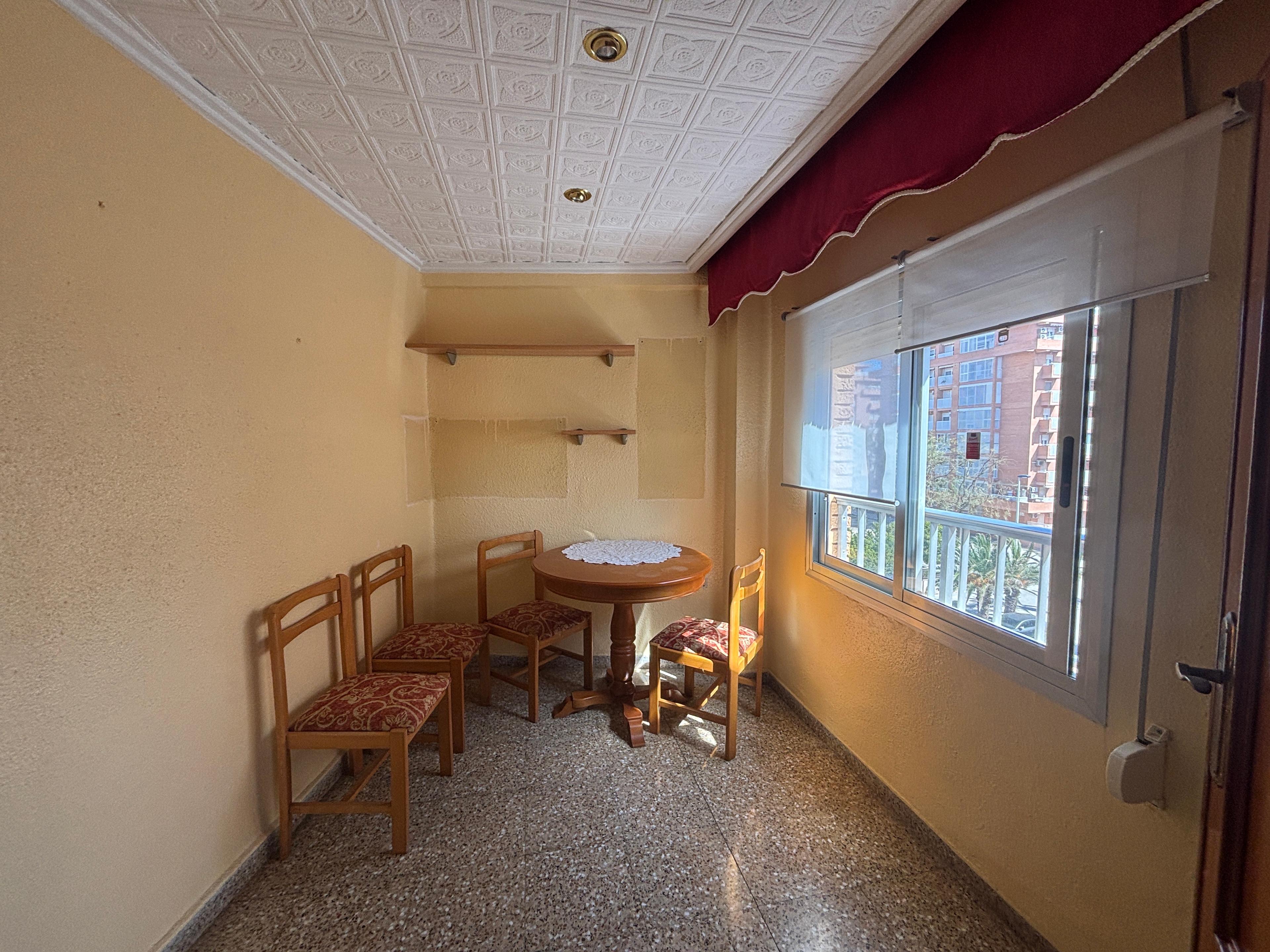 Piso en Venta en Calle d'Arnau de Vilanova - 6