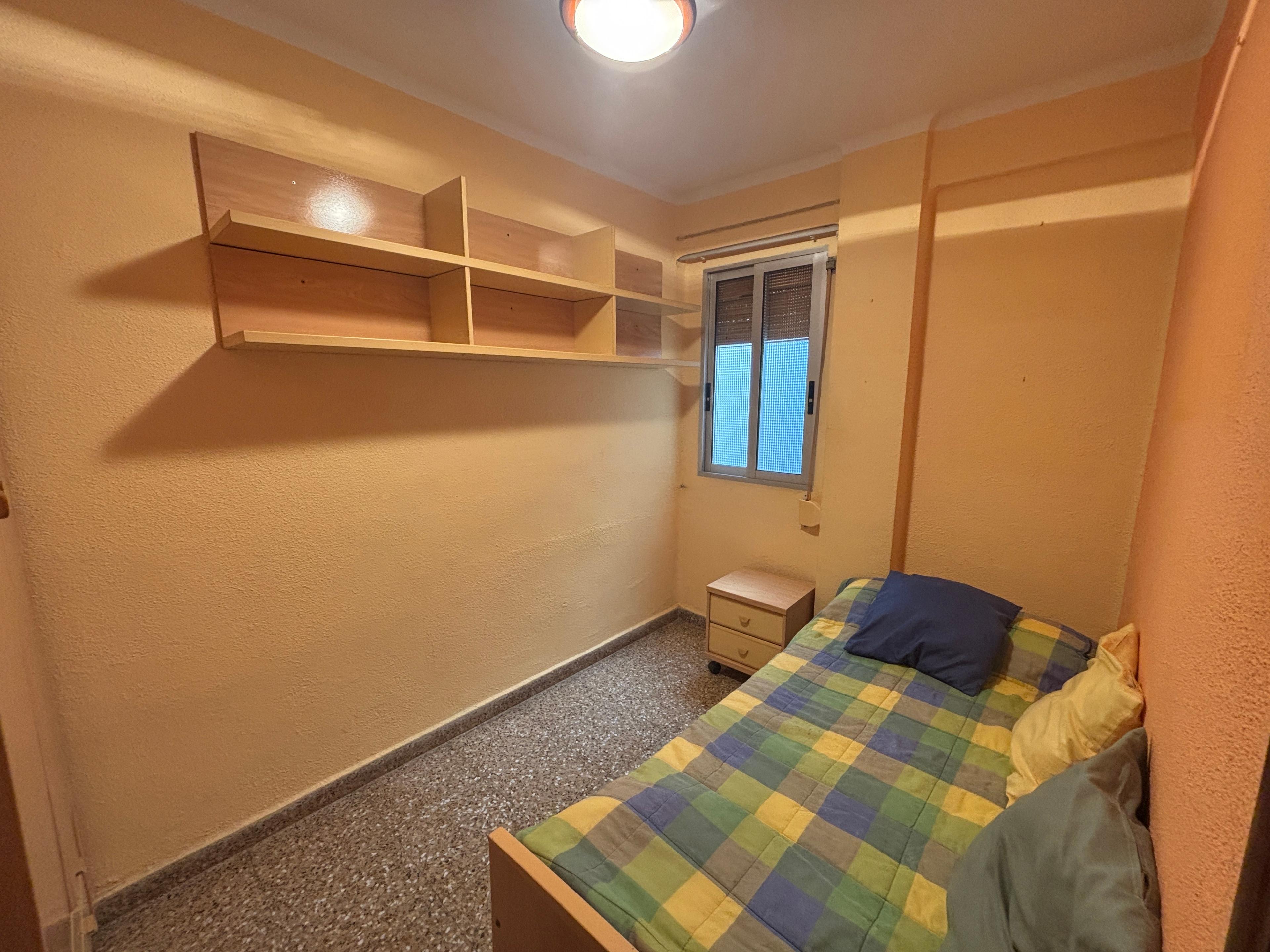 Piso en Venta en Calle d'Arnau de Vilanova - 11