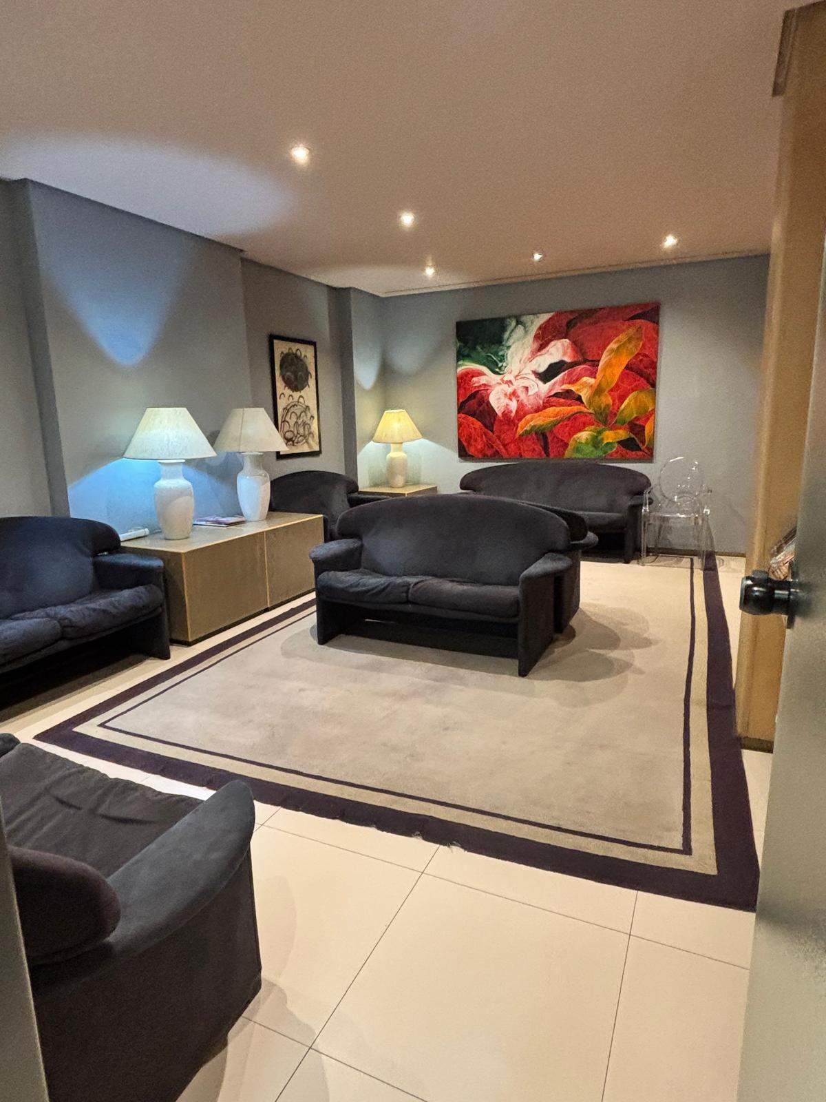 Local en Venta - C. de Rafael Calvo, Castellana - 14