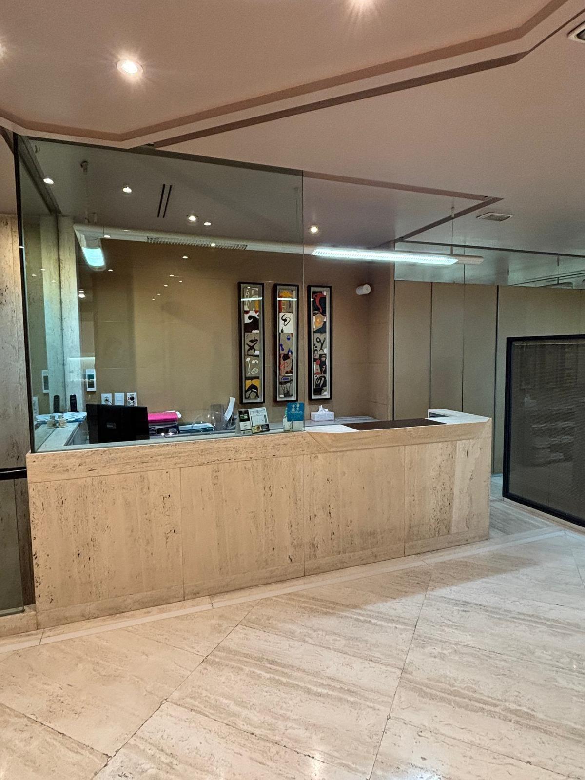 Local en Venta - C. de Rafael Calvo, Castellana - 15