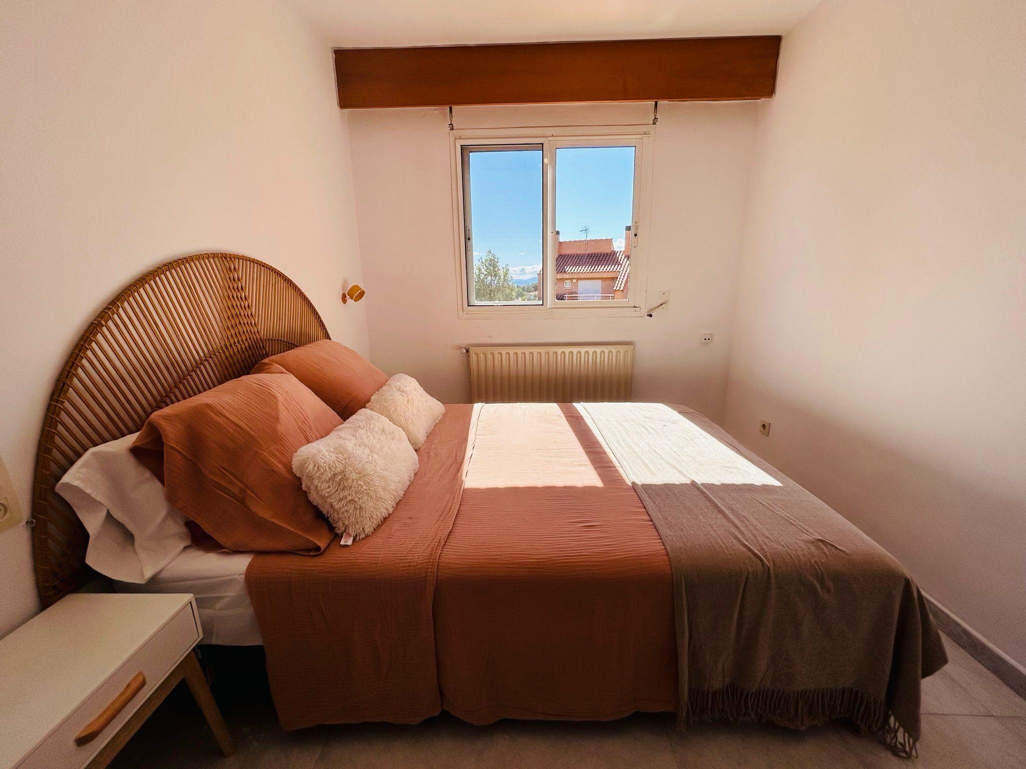 Semi-Detached Townhouse en Venta en C. Soto Camarena Sector C - 11