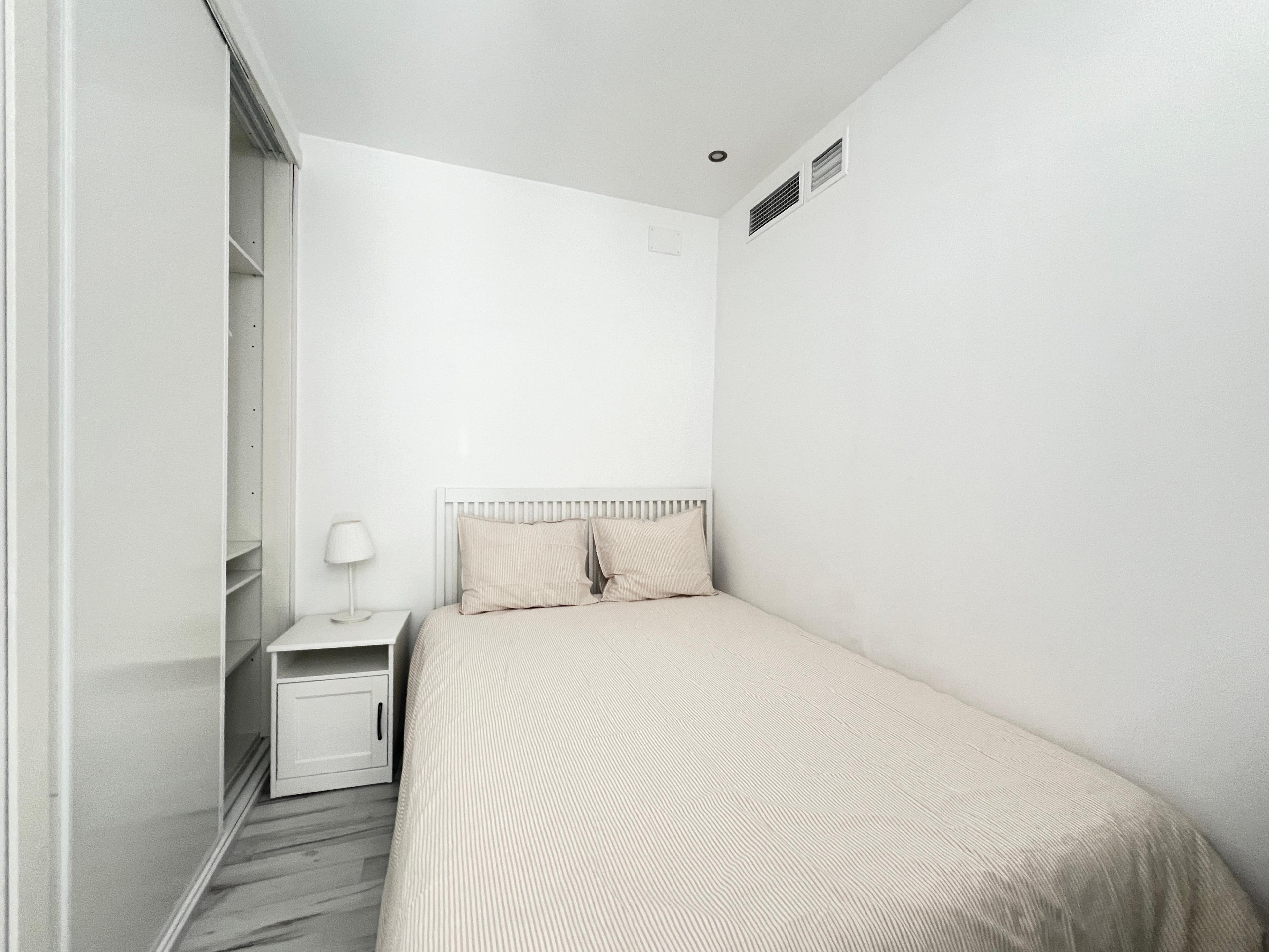 Piso en Alquiler en C. de Sagasta - 15