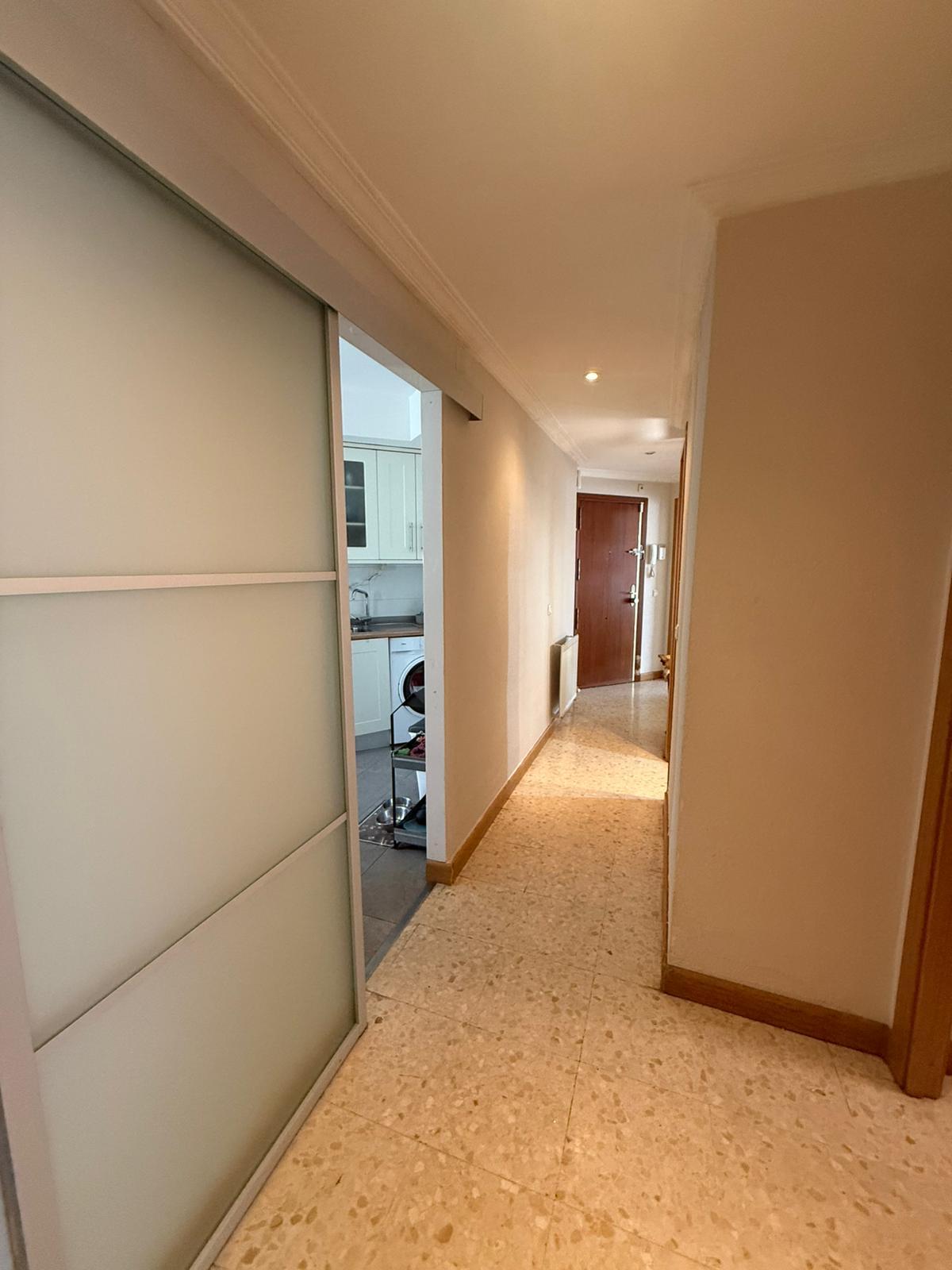 Piso en Venta en C. de Viridiana - 5