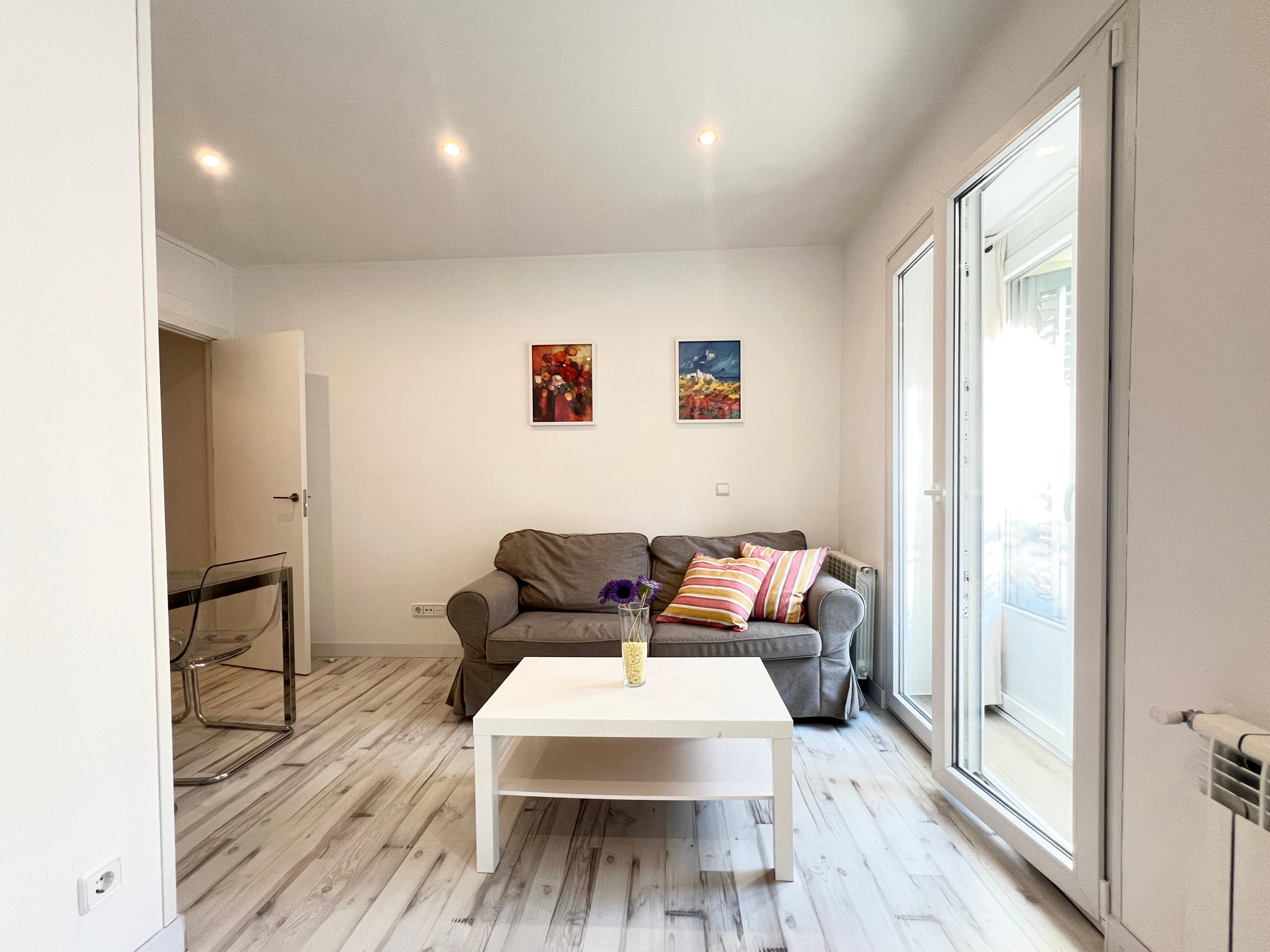 Piso en Alquiler en C. de Sagasta - 10