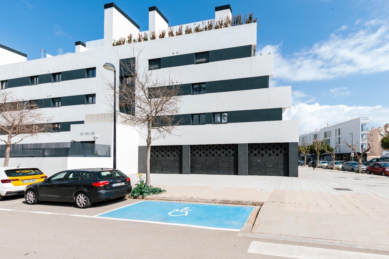 Local en Alquiler en Av. Pere Matutes Noguera - 5