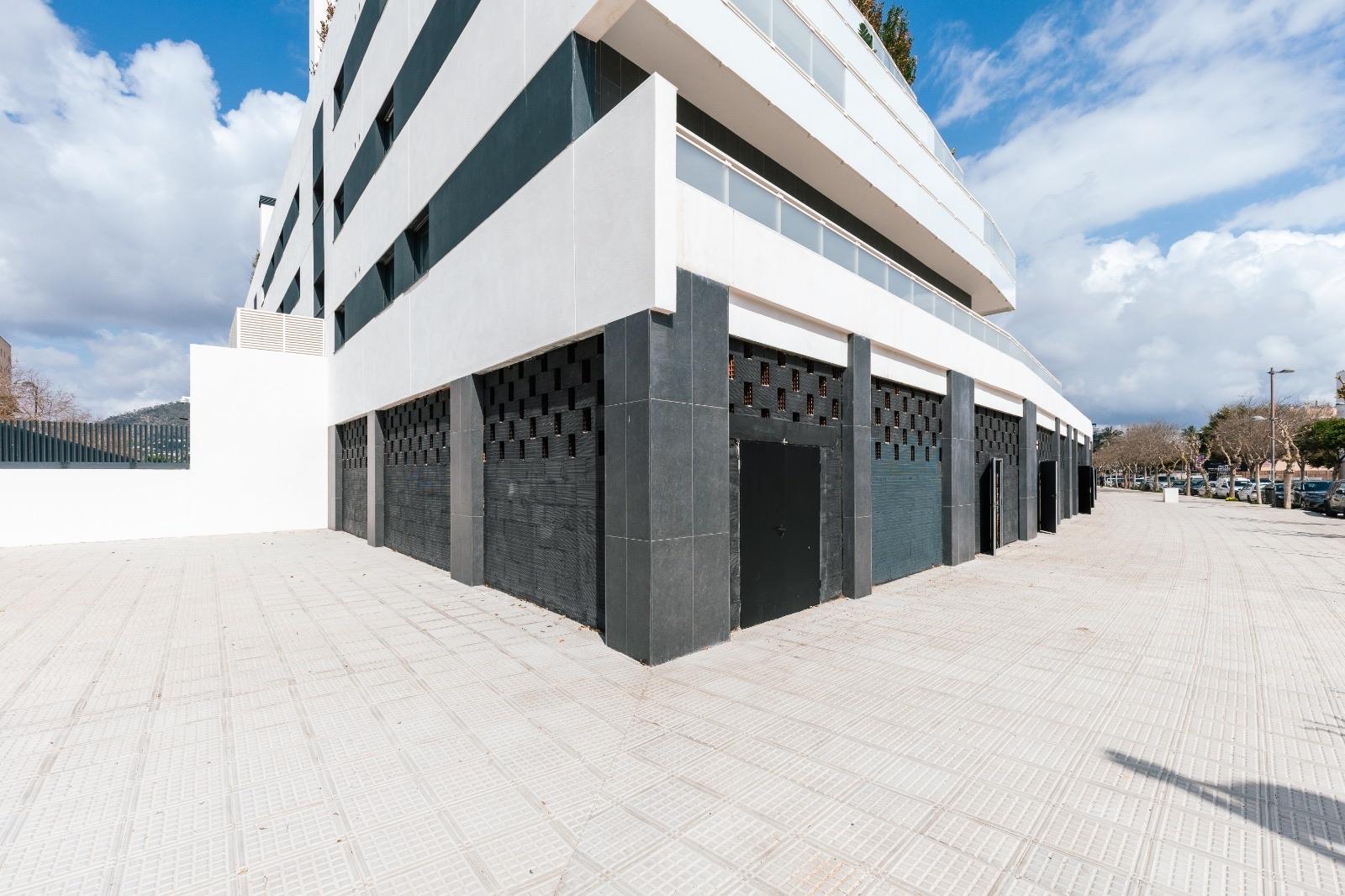 Local en Alquiler en Av. Pere Matutes Noguera - 2