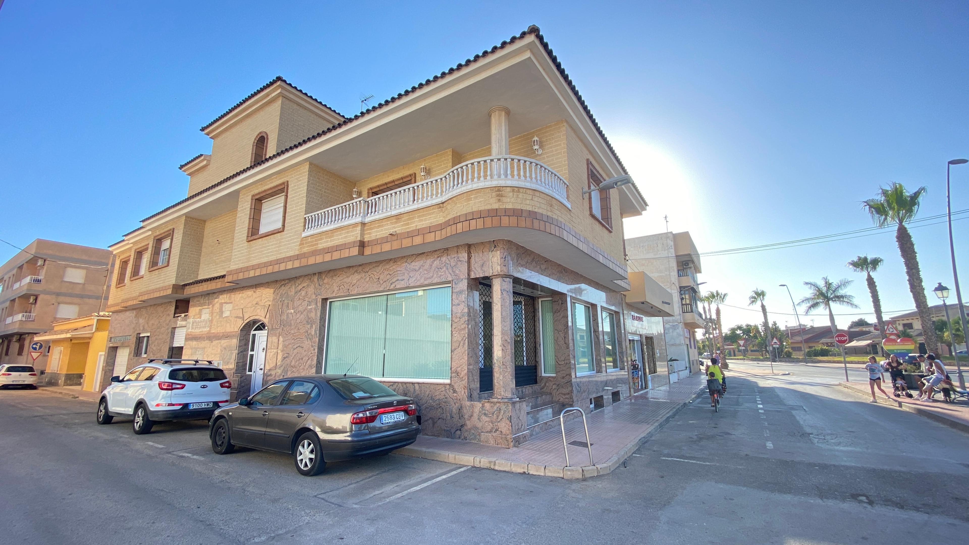 Casa en Venta en C. Marqués de Ordoño - 31