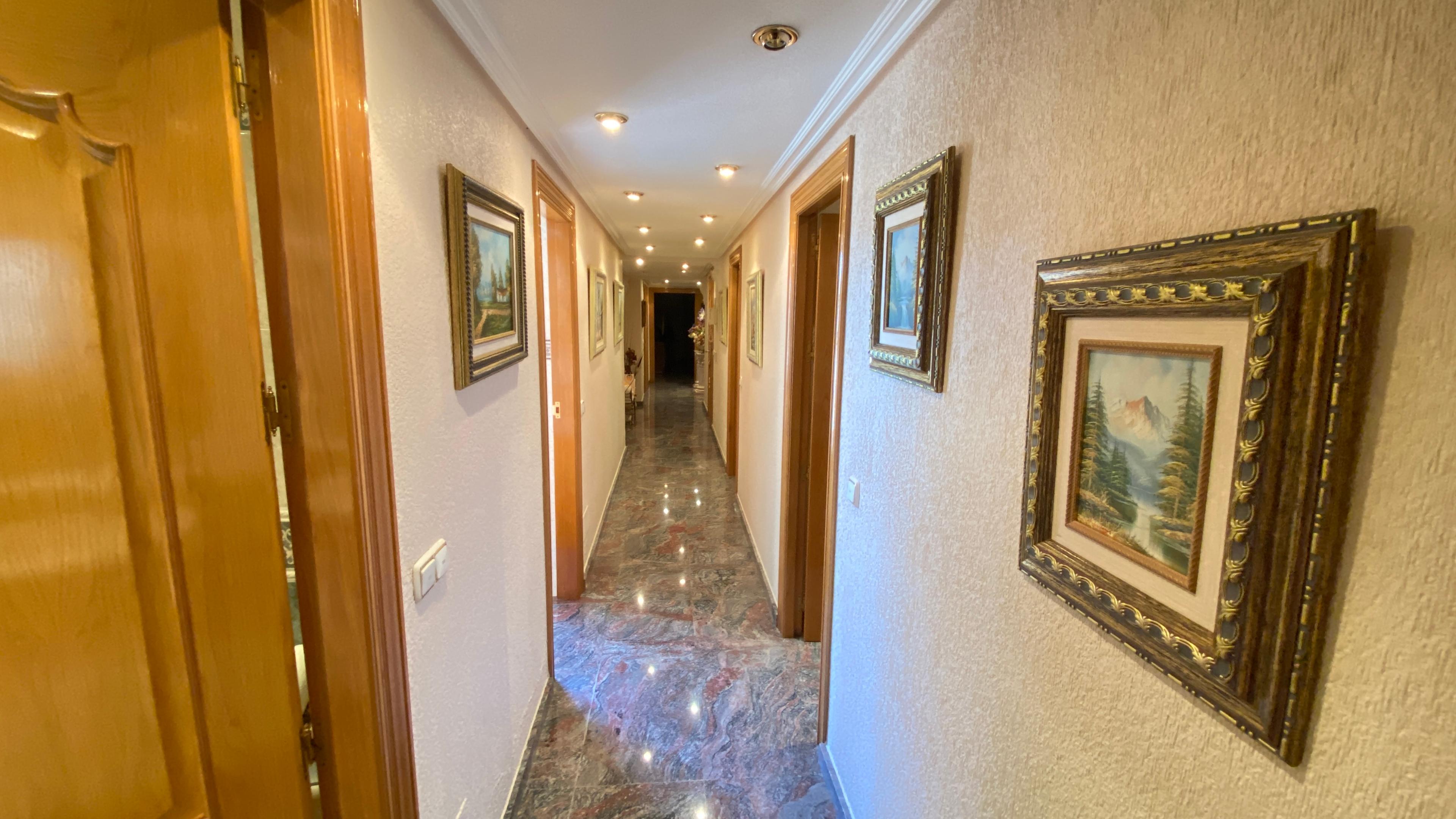 Casa en Venta en C. Marqués de Ordoño - 8