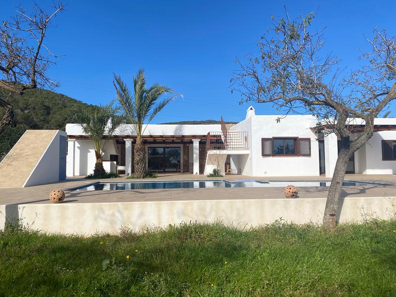 Villa en Alquiler en Spain - 2