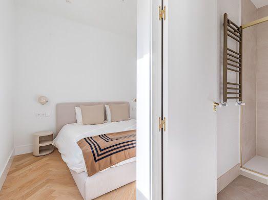 Piso en Venta - Calle Sta. Cruz de Marcenado - 7