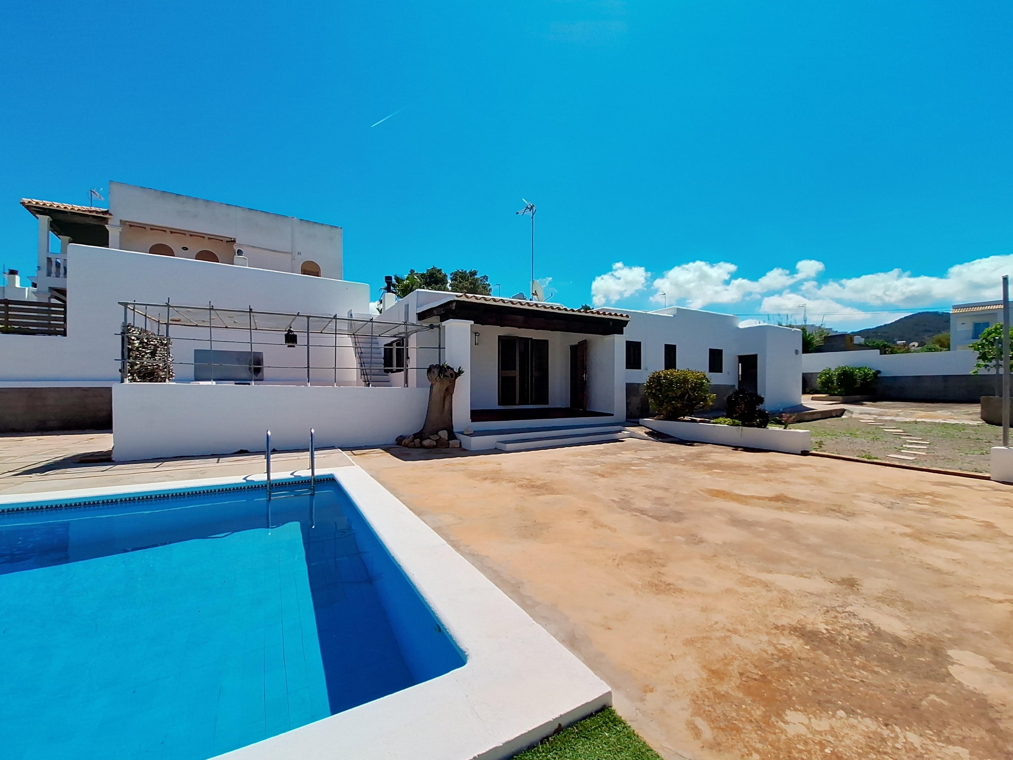 Casa Rústica en Venta en Spain - 4