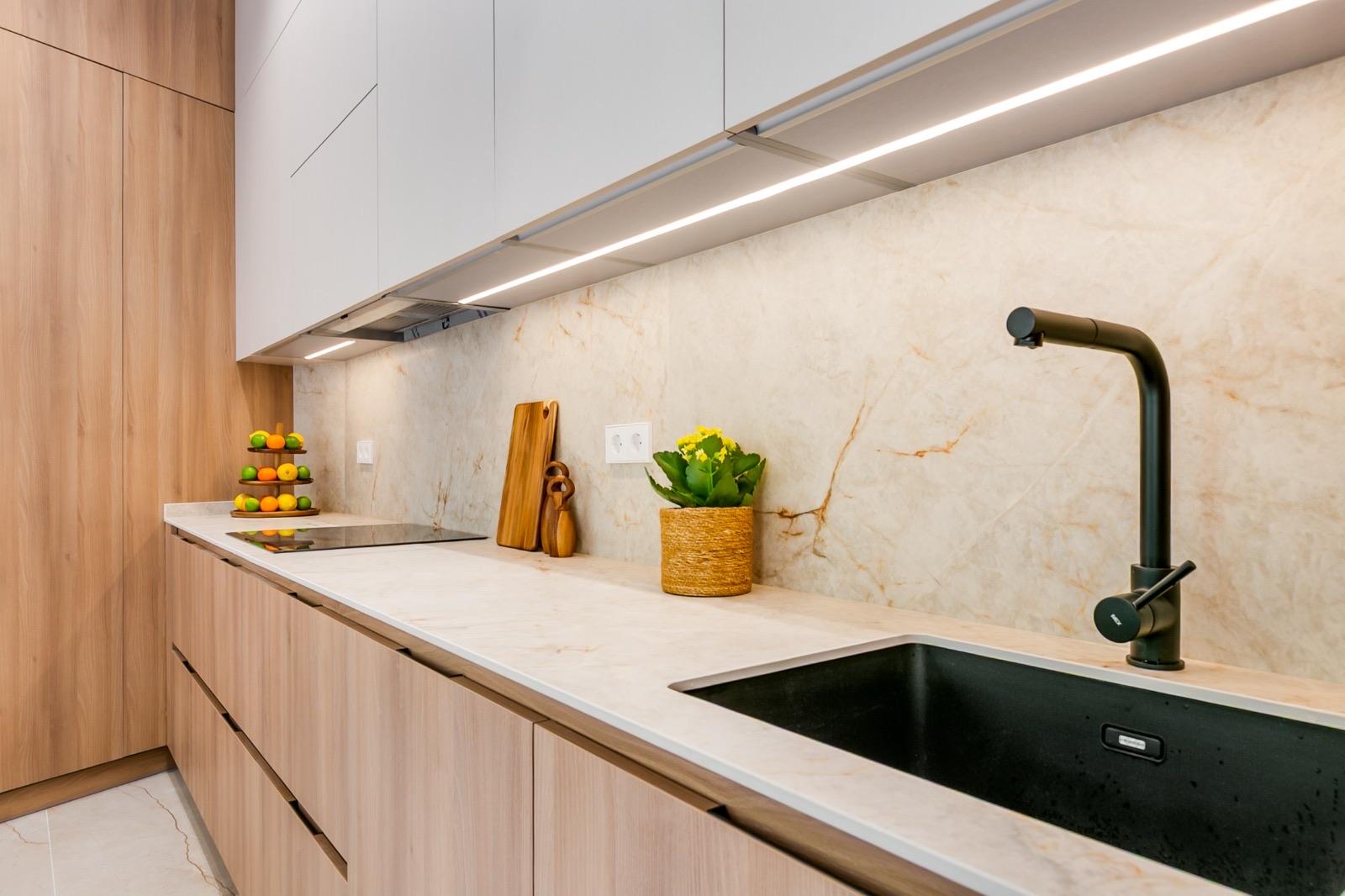 Piso en Venta en Av. de la Reina Victoria - 7