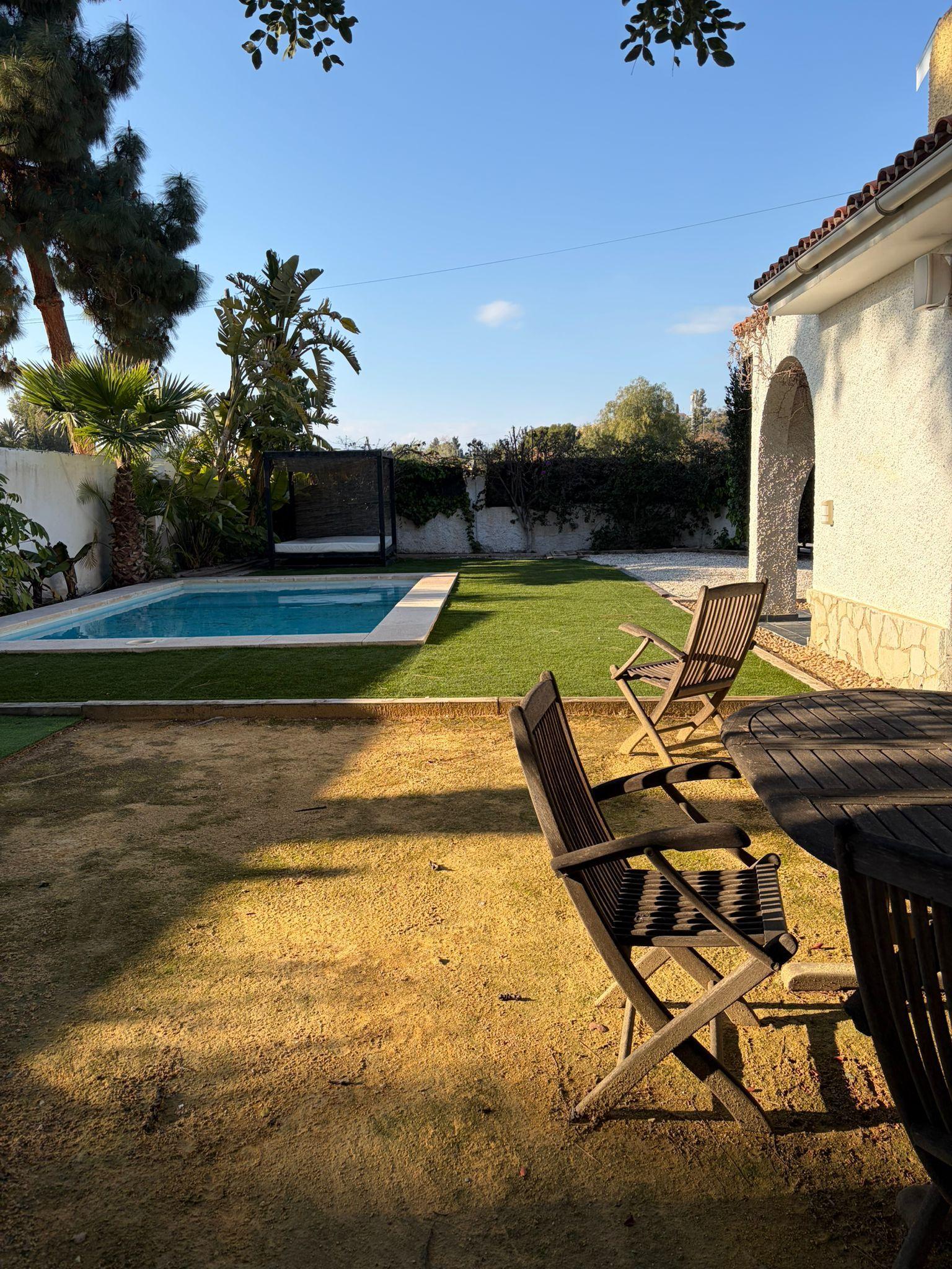 Casa en Venta en Carrer del Músico José Méndez - 1