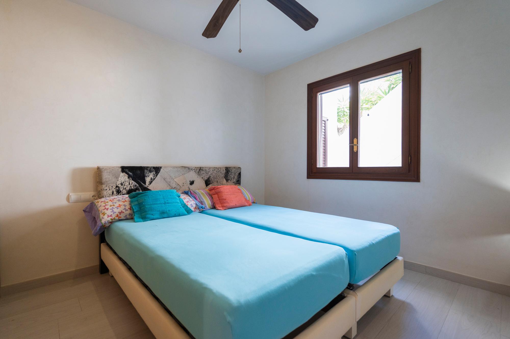 Piso en Venta en Carrer del Xaloc - 17