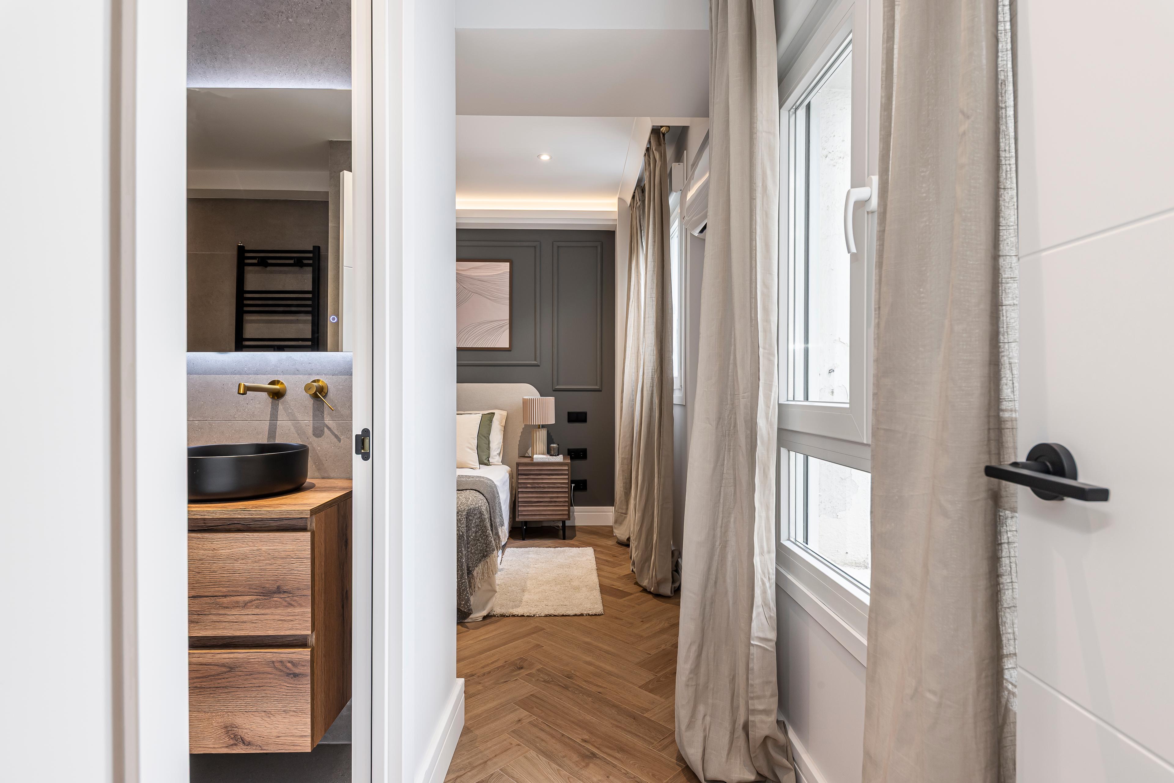 Piso en Venta en C. de Granada - 29