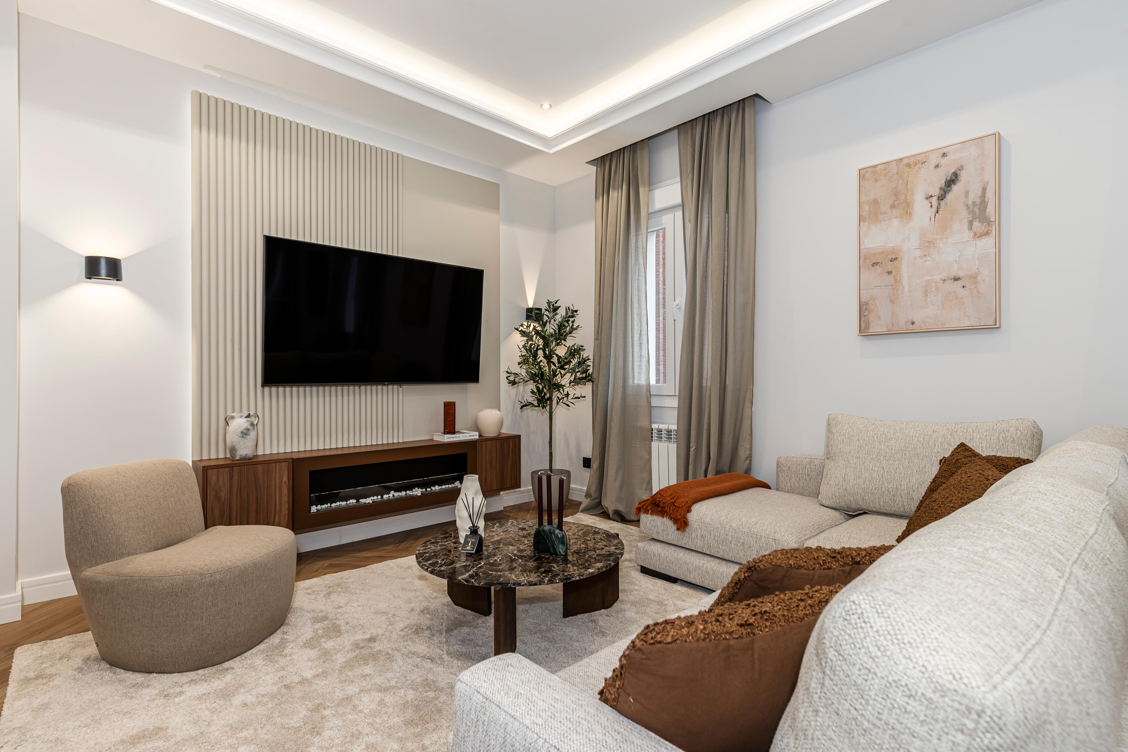 Piso en Venta en Paseo de la R. Cristina - 1