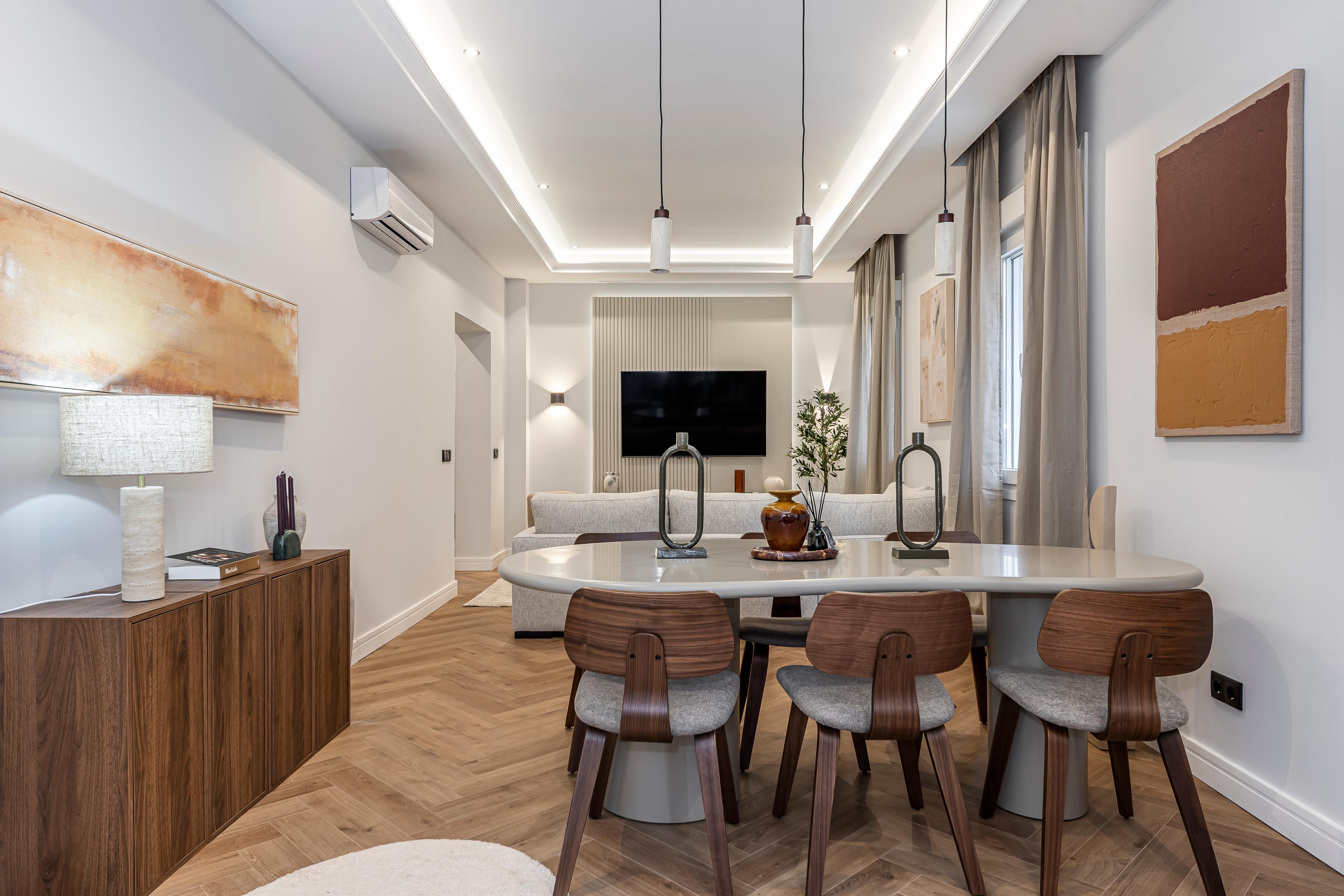 Piso en Venta en Paseo de la R. Cristina - 5