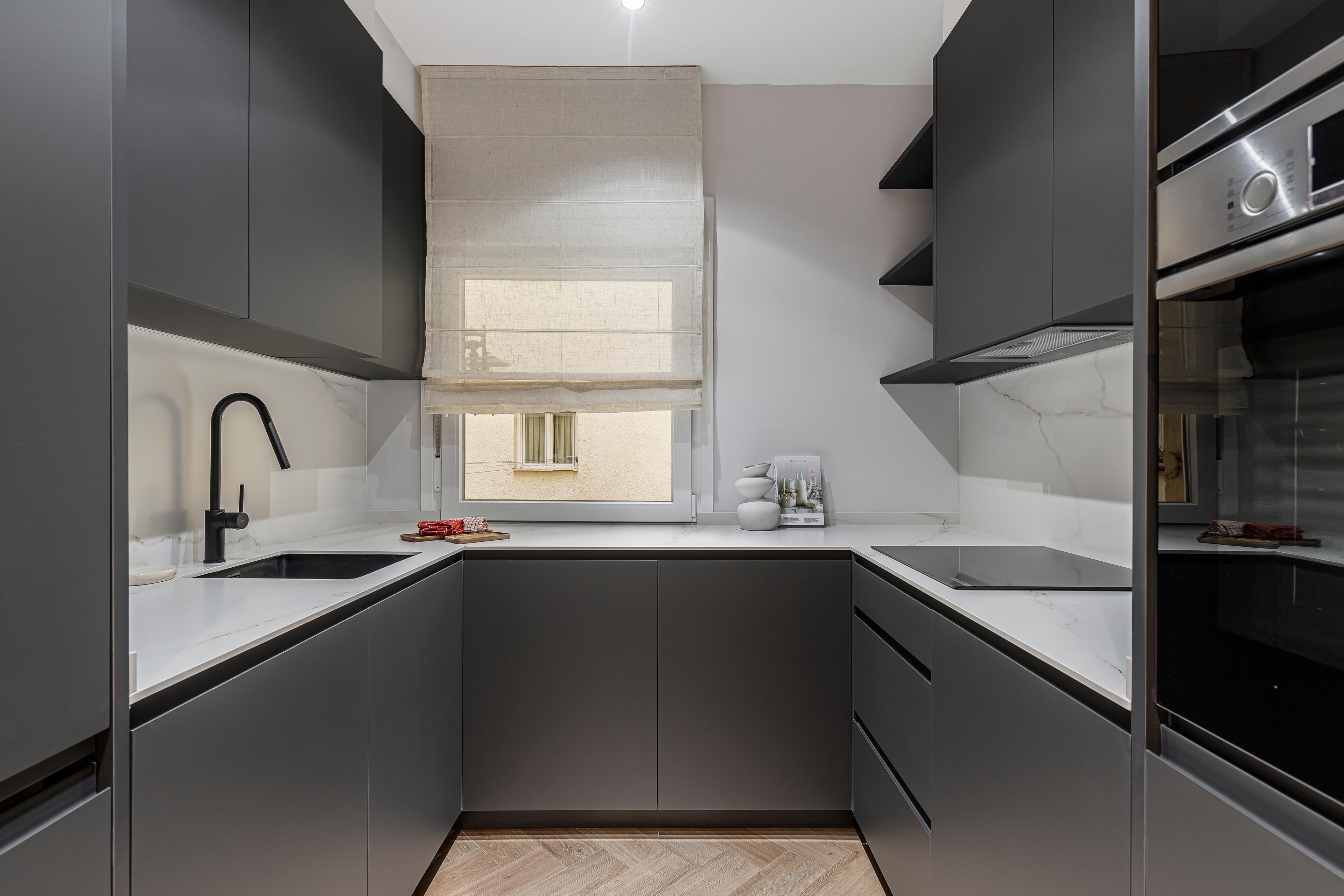 Piso en Venta en Paseo de la R. Cristina - 10