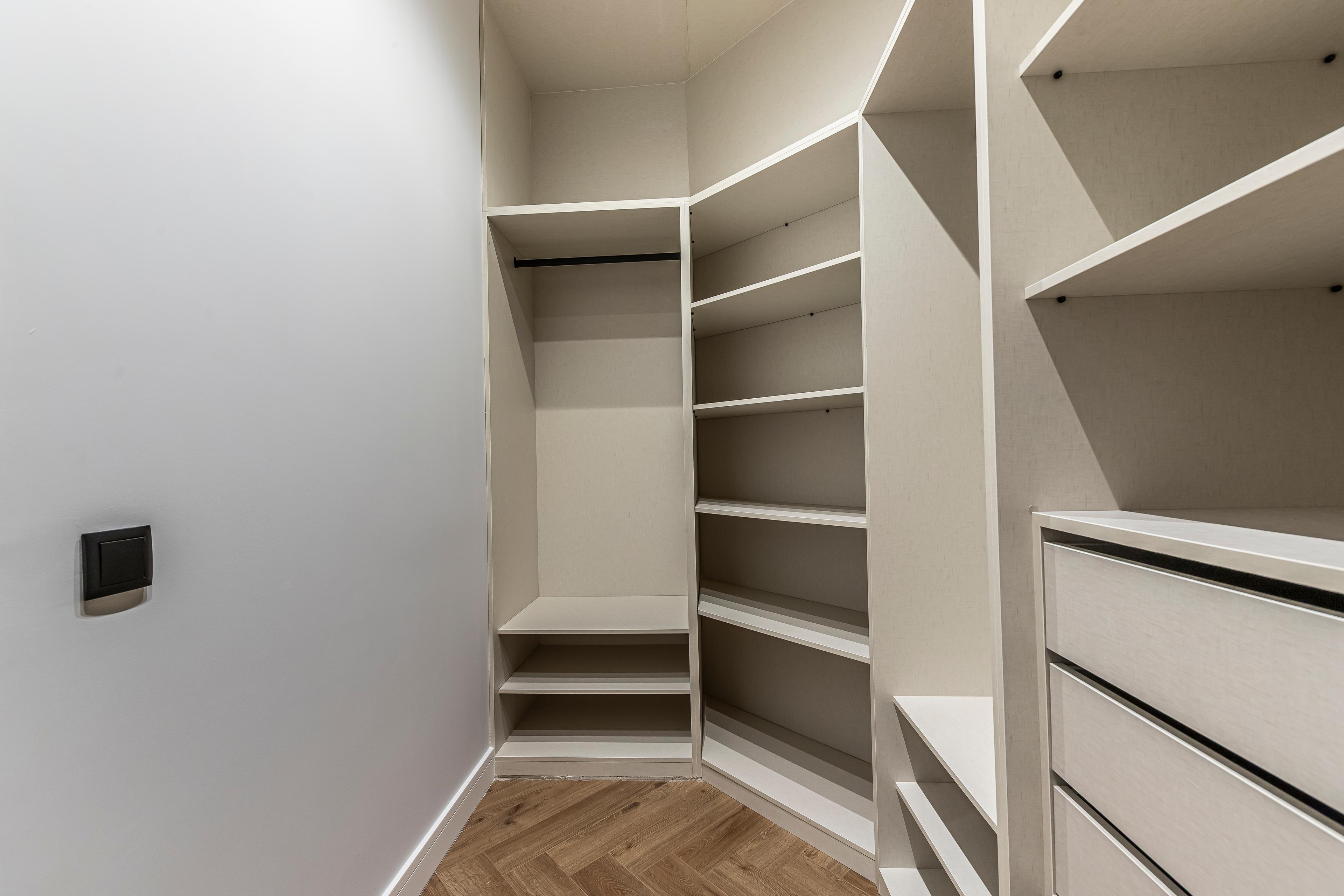 Piso en Venta en Paseo de la R. Cristina - 17