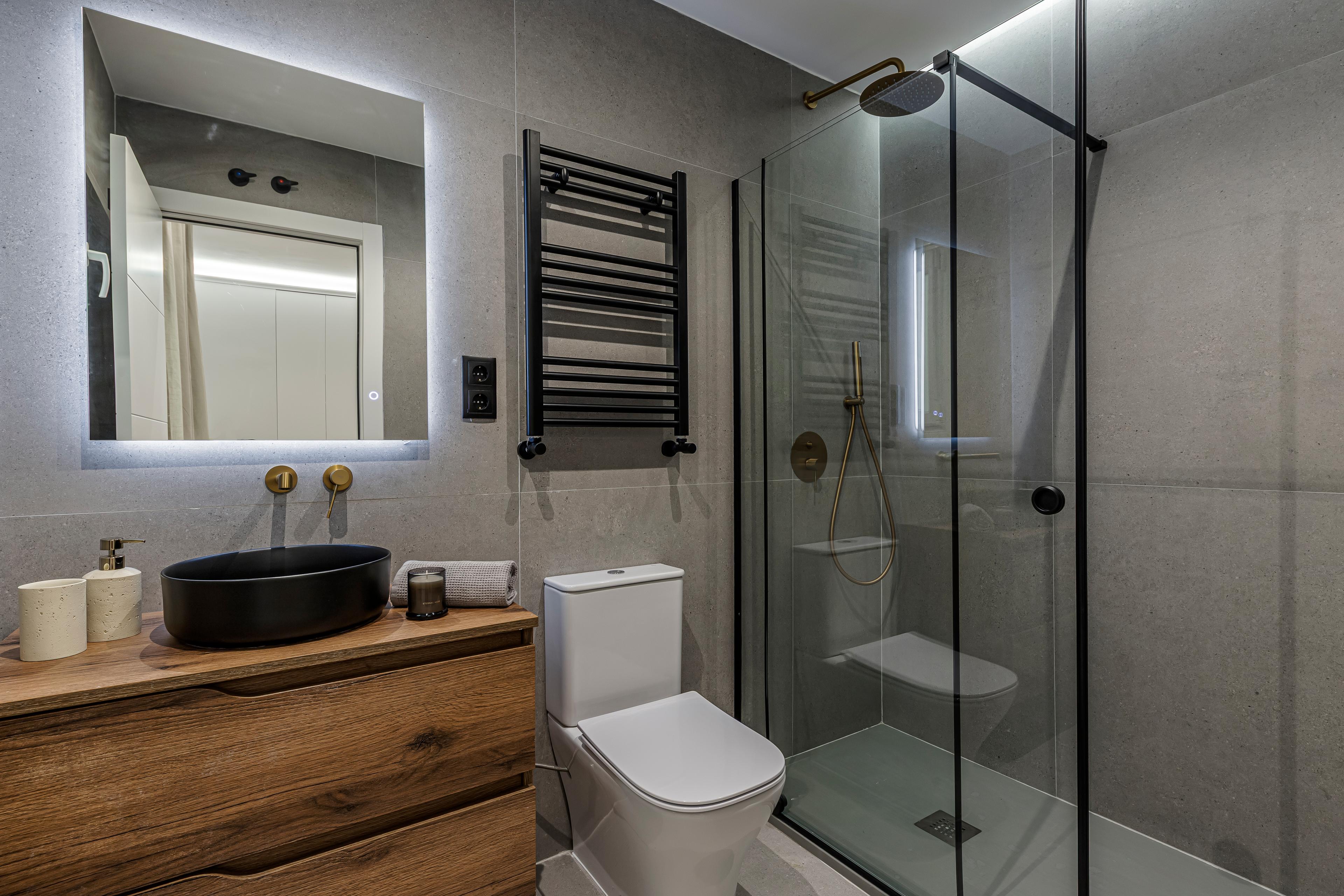 Piso en Venta en Paseo de la R. Cristina - 22