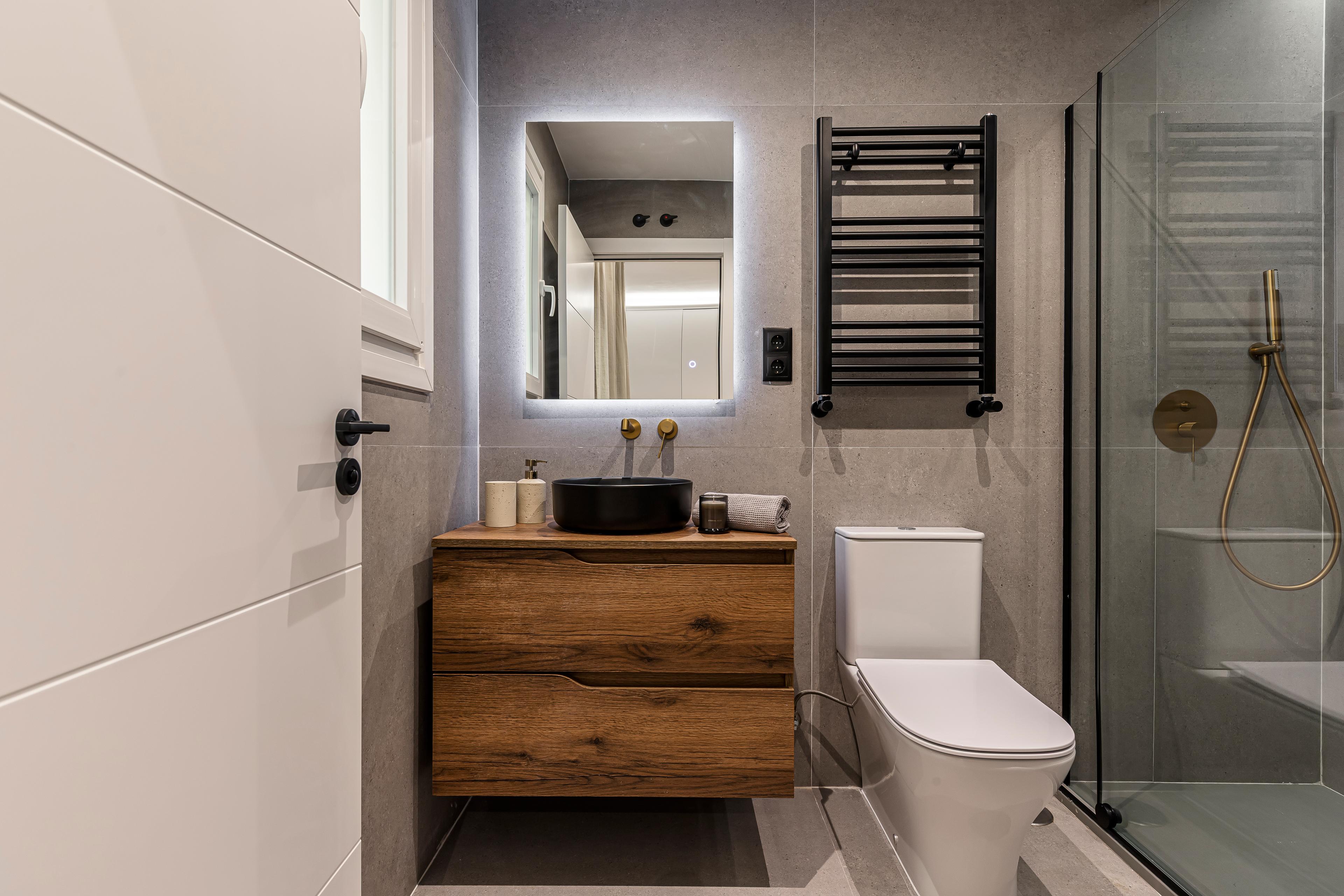 Piso en Venta en Paseo de la R. Cristina - 21