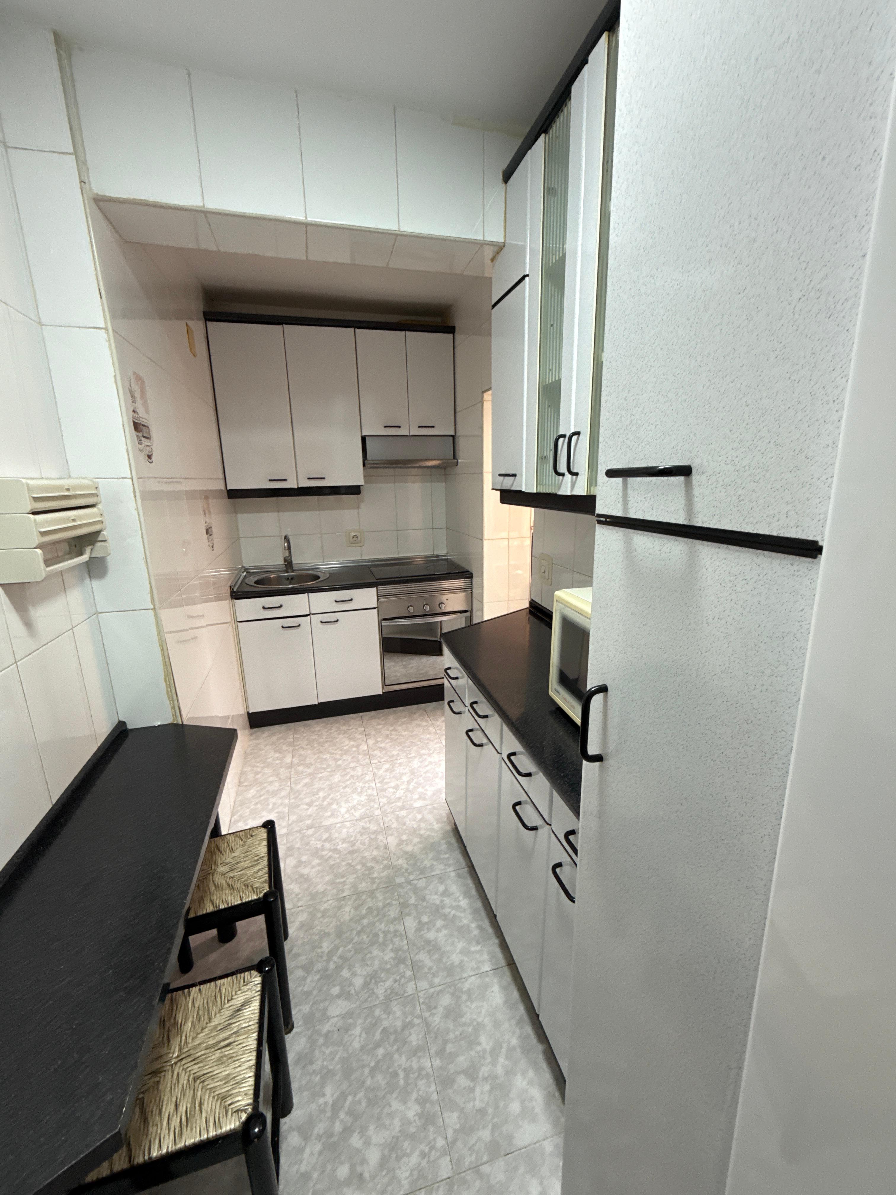 Piso en Venta en C. Motilla del Palancar - 1