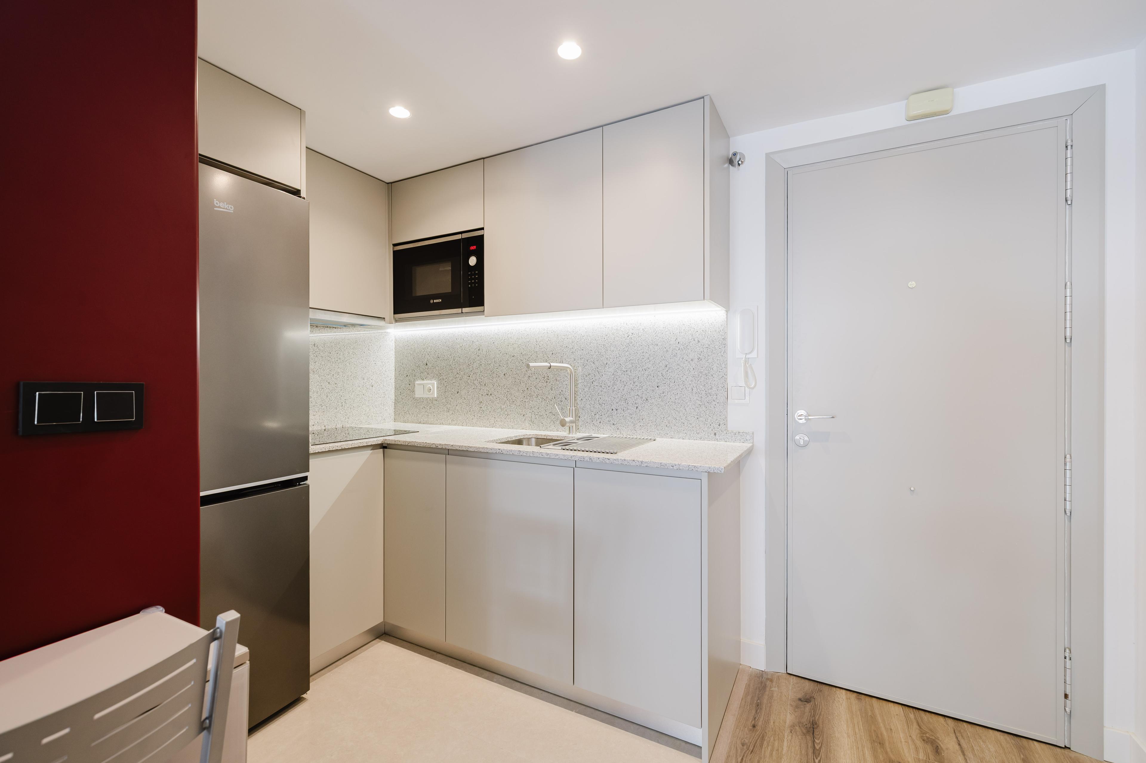 Piso en Alquiler - Calle Maestranza - 5